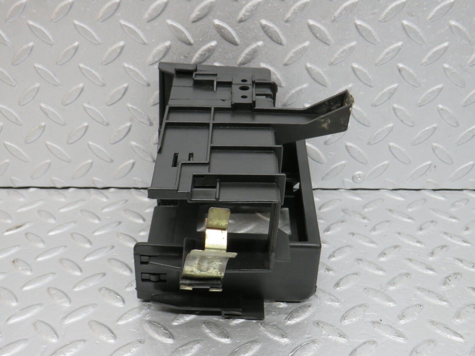 38712 Mercedes-Benz W201 190E 2.6L ECU Bracket 2015461743