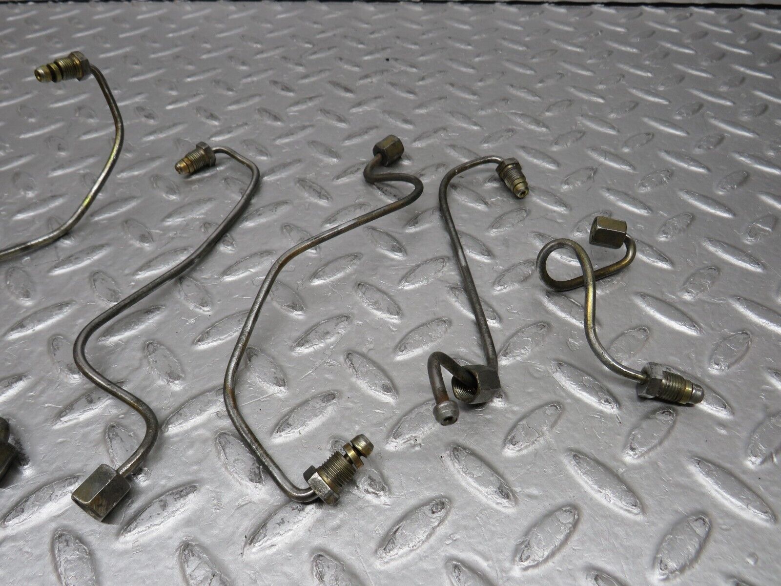 37119 Mercedes-Benz C126 420SEC Coupe Fuel Line Pipe Set