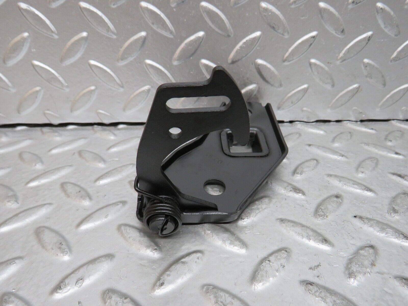 29121 Mercedes-Benz C124 320CE Coupe Bonnet Safety Latch 1248800360