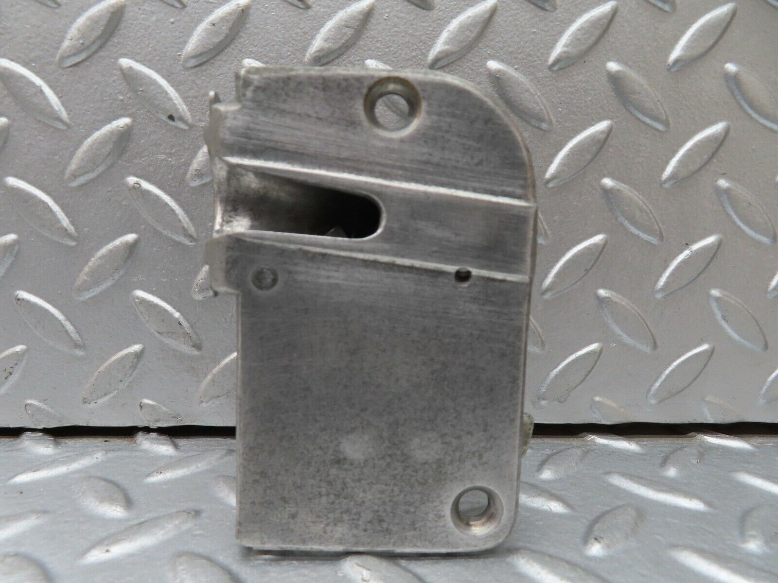 18626 Mercedes-Benz W120 W121 Ponton Right Door Lock Mechanism