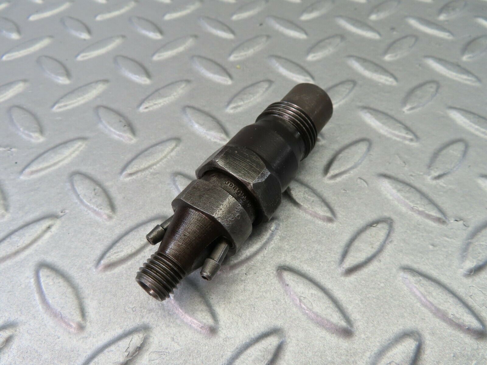 7956 Mercedes-Benz W116 Fuel Injector Bosch OM617