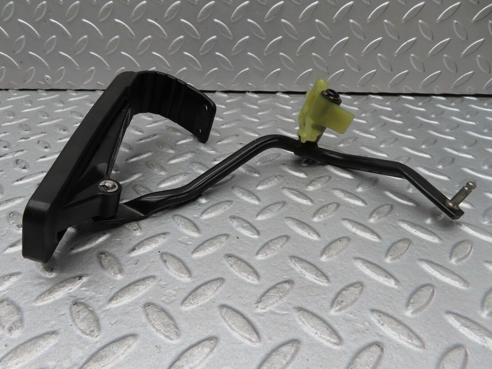 17225 Mercedes-Benz R129 300SL Coupe Accelerator Pedal With Linkage