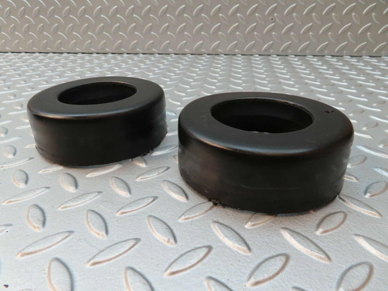 4219 Mercedes-Benz V123 240D LWB Front Rubber Buffer Suspension 1233211584