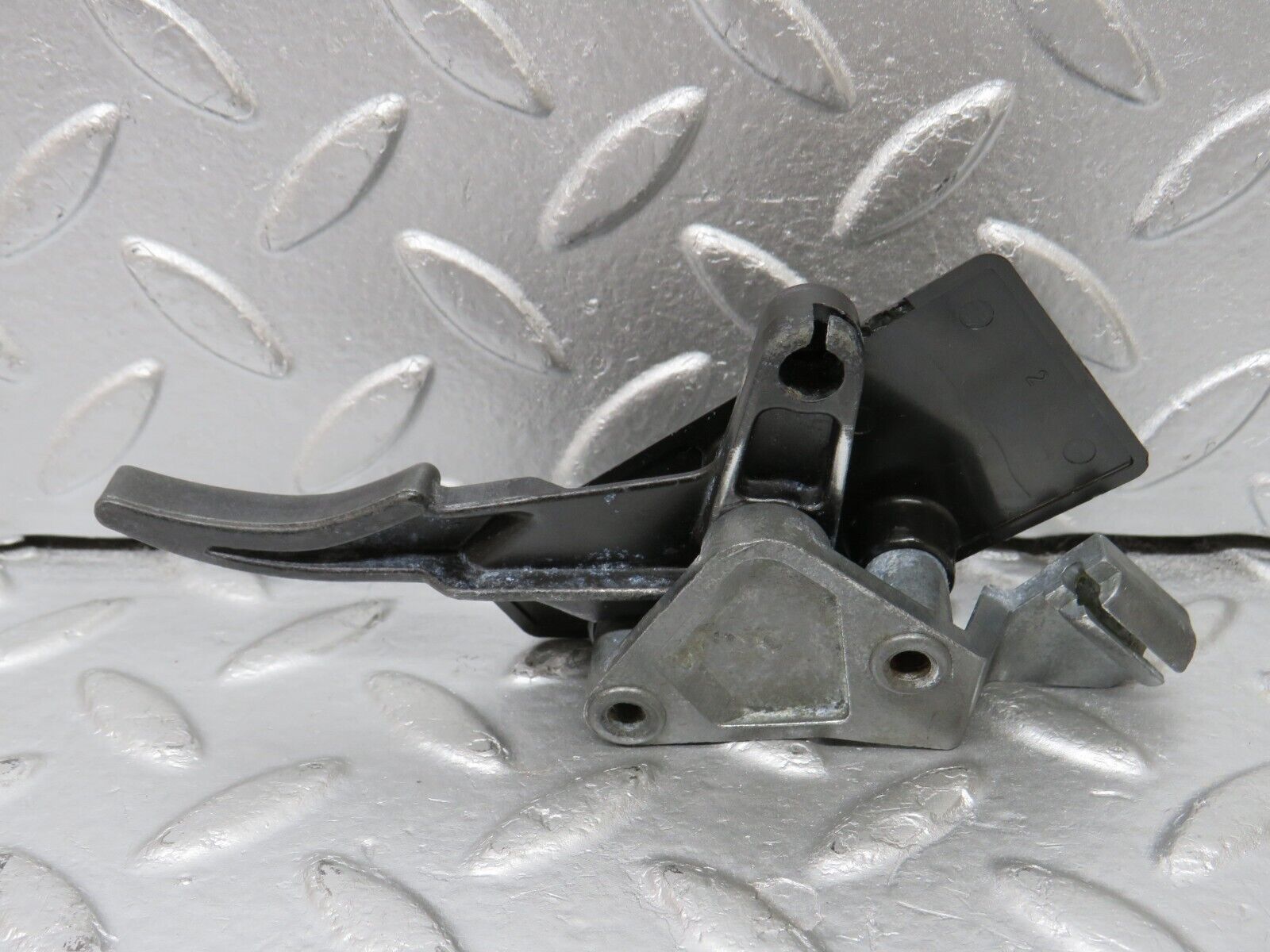 34417 Mercedes-Benz C126 380SEC Coupe Hood Opener Bonnet Opener