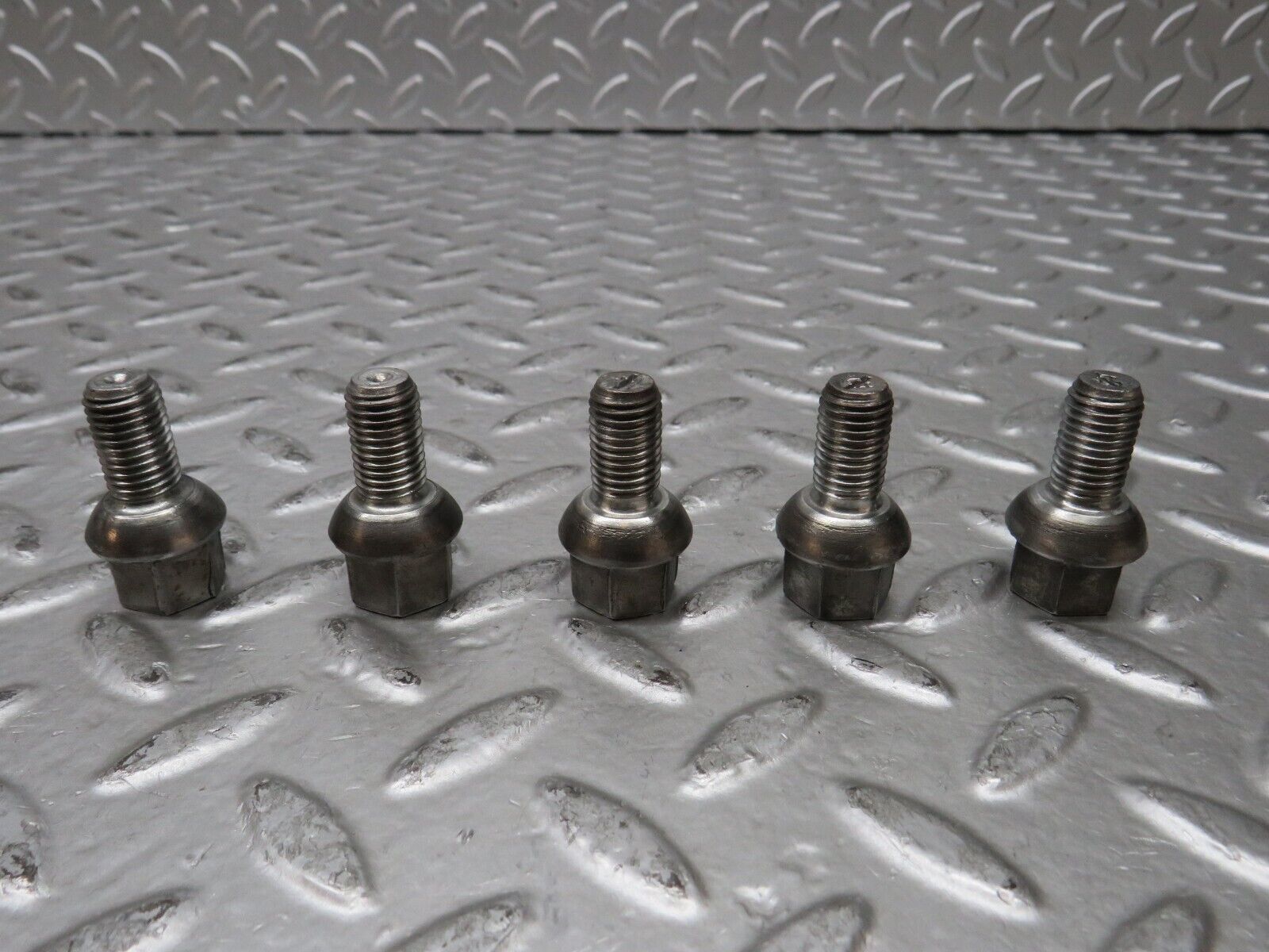 28887 Mercedes-Benz 5x Steel Wheel Lug Bolt M12x1.5