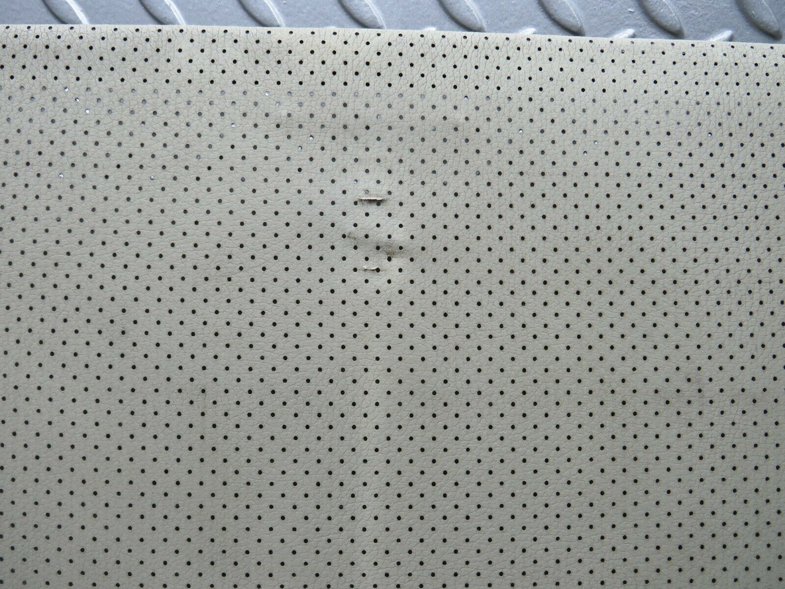 22883 Mercedes-Benz C107 450SLC Coupe Interior Sunroof Cover Panel