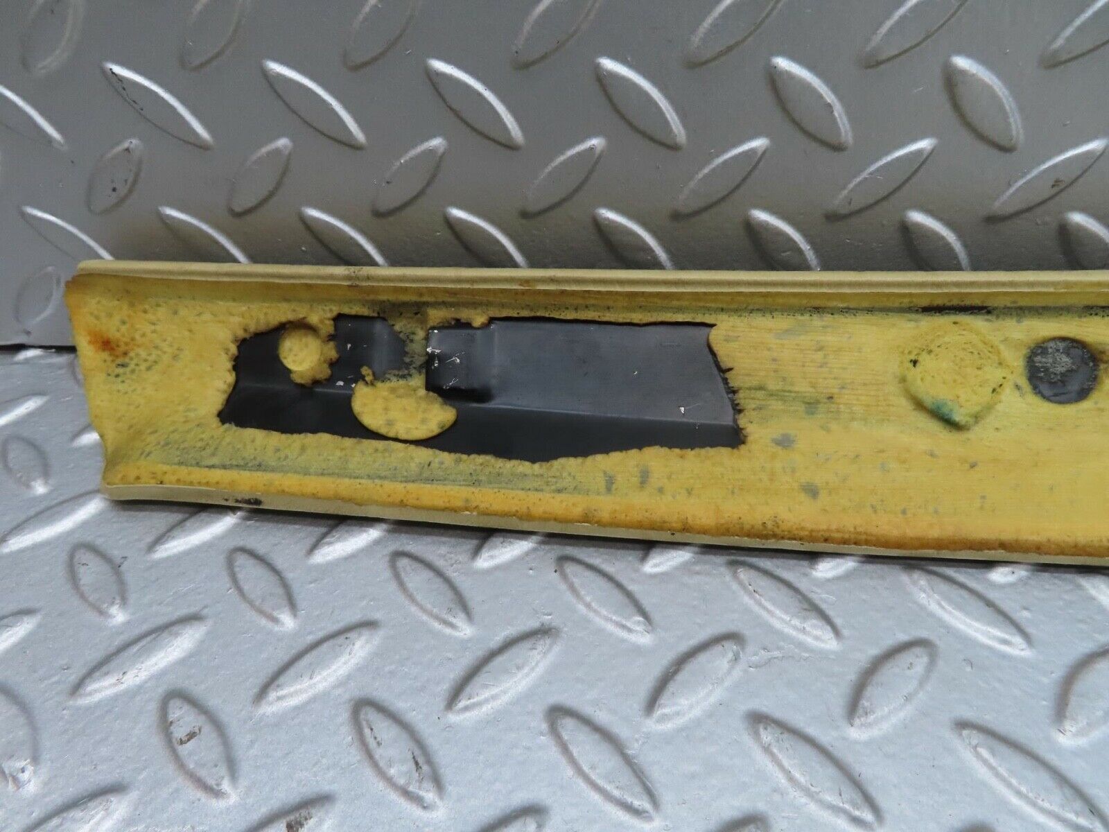 15318 Mercedes-Benz W123 230E A Pillar Cover Left Side