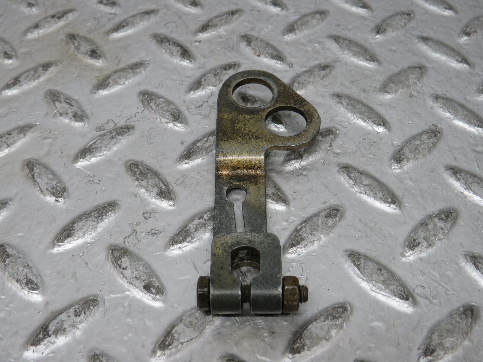 27463 Mercedes-Benz W123 280E Gearbox Linkage Bracket