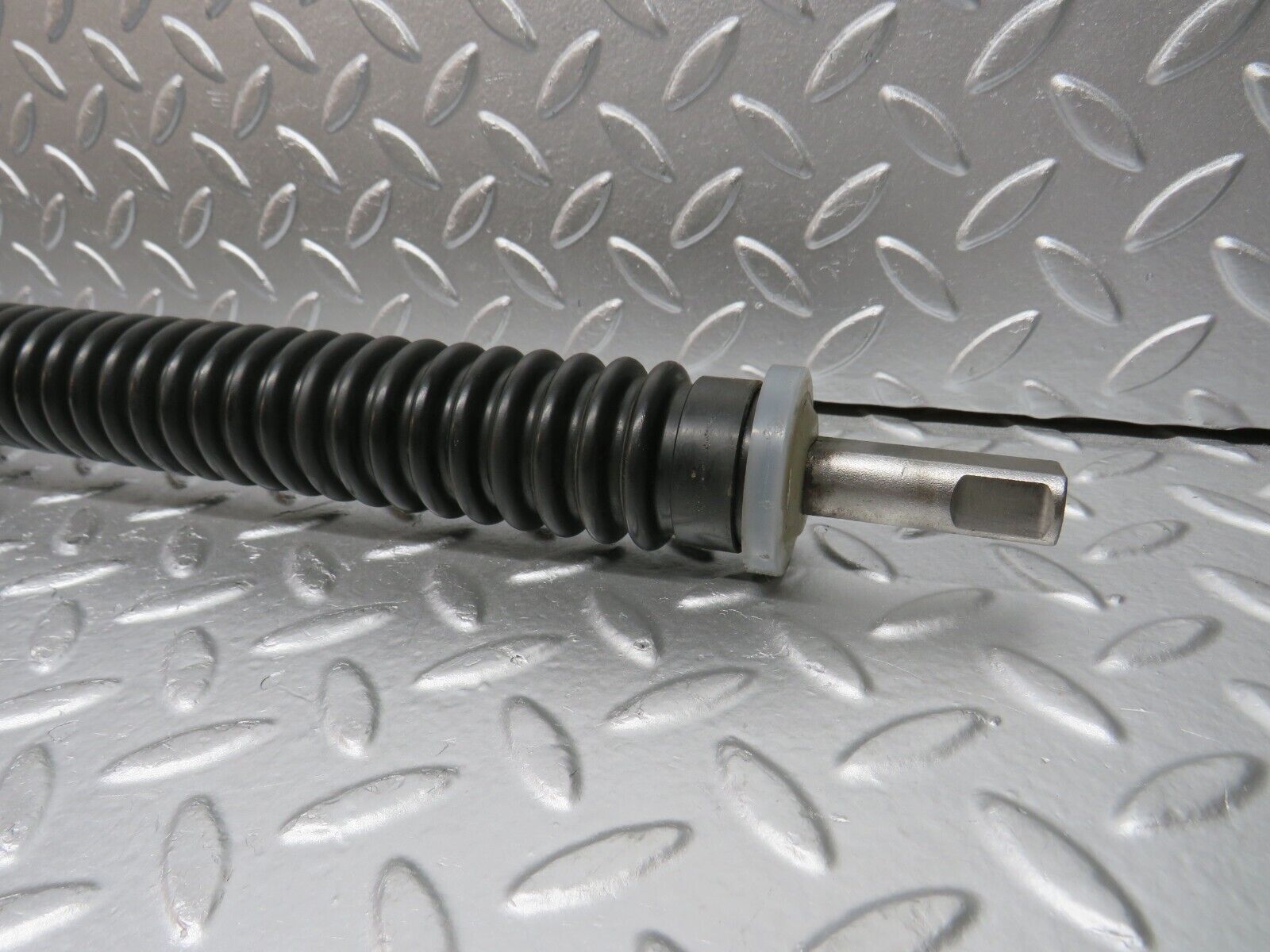 30432 Mercedes-Benz W124 230E Steering Column