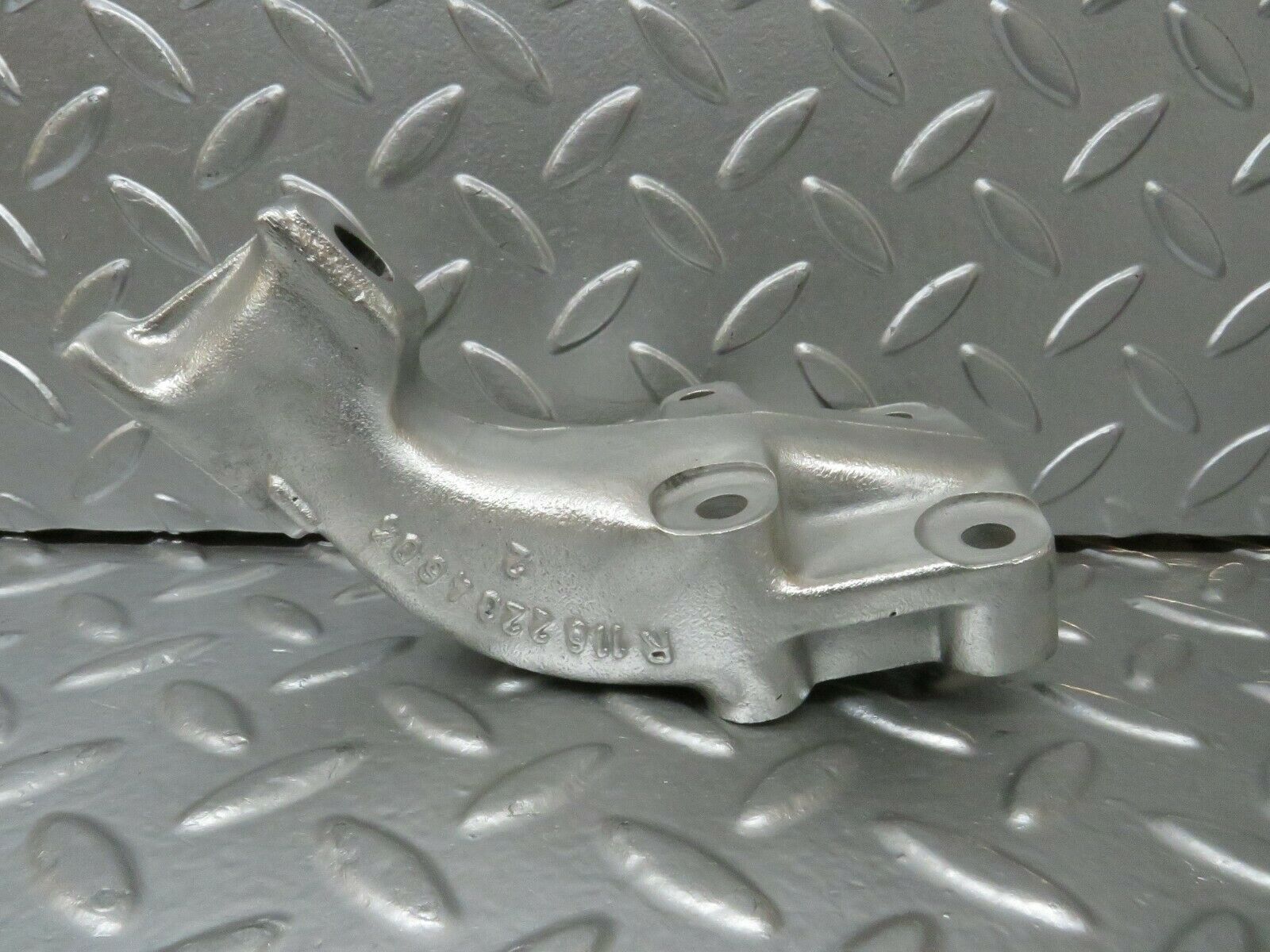 23895 Mercedes-Benz C107 450SLC Engine Mount Bracket Left Side 1162234604