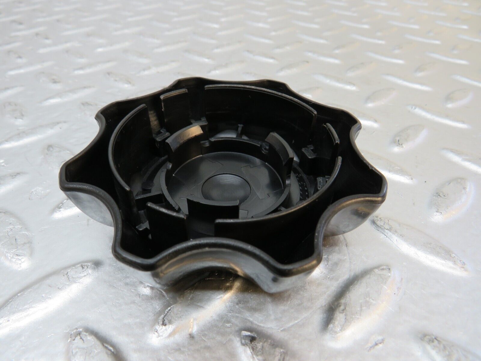 29845 Mercedes-Benz W123 230E Seat Backrest Recline Handle Knob 0009181026