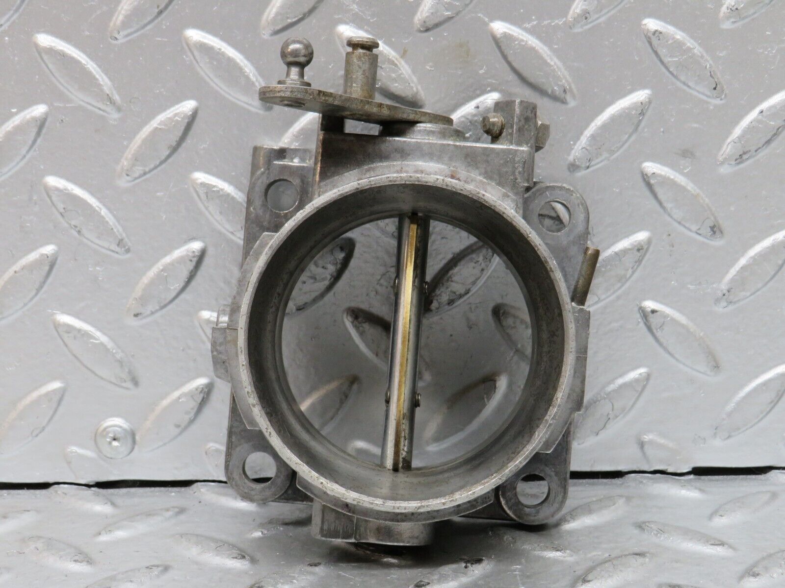 28091 Mercedes-Benz W123 280E Throttle Body Valve