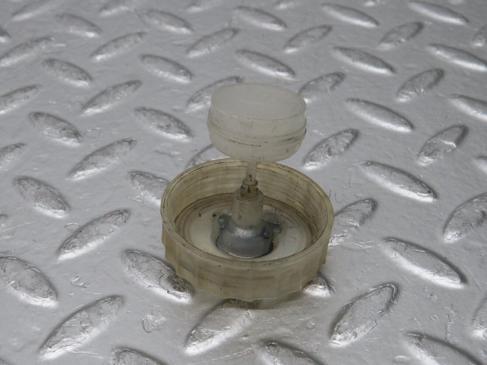 29990 Porsche 924 Brake Fluid Reservoir Tank Ate