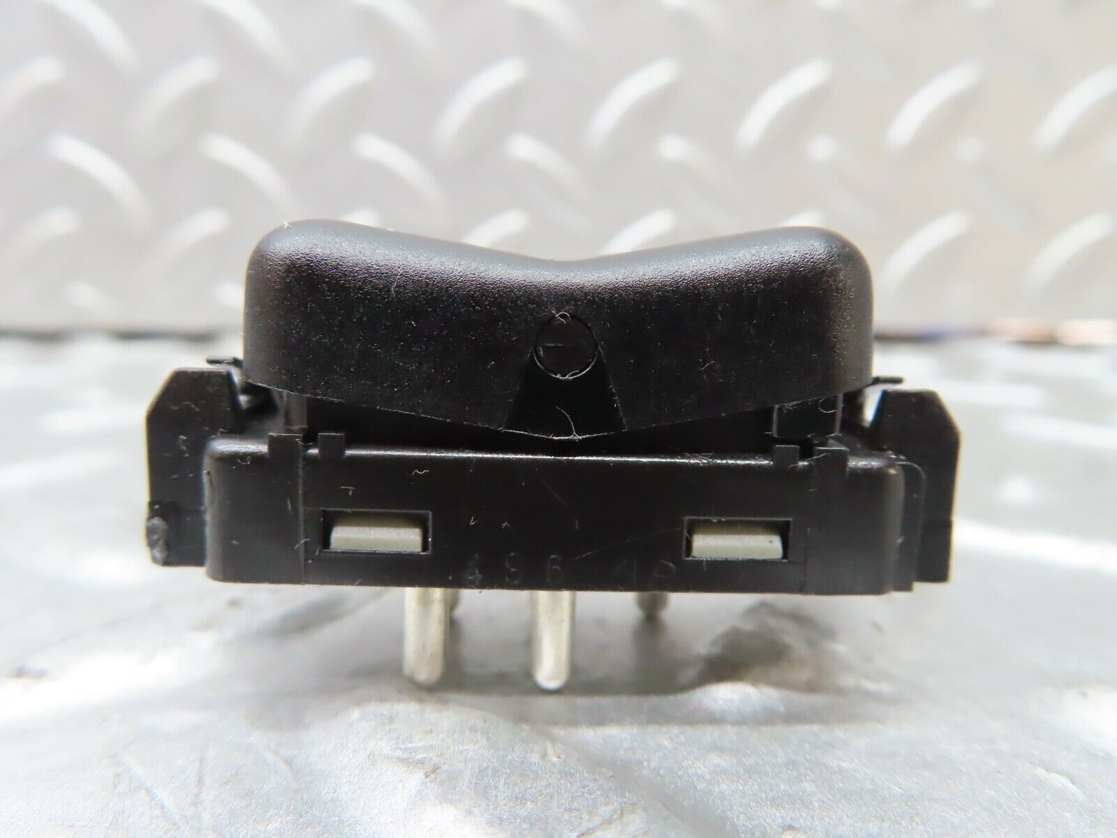 19719 Mercedes-Benz C140 CL420 Coupe Trunk Lid Open Release Button 1408214451