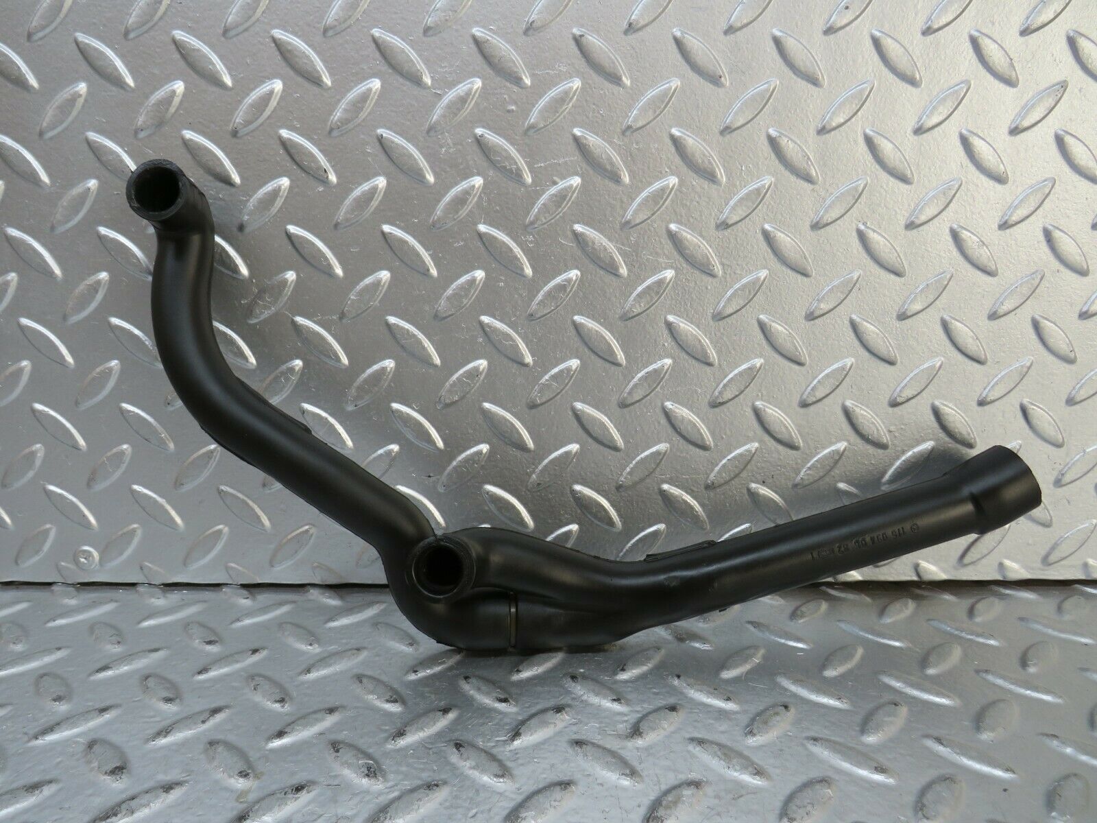 23859 Mercedes-Benz C107 450SLC Air Intake Breather Hose 1160940482 1160940682