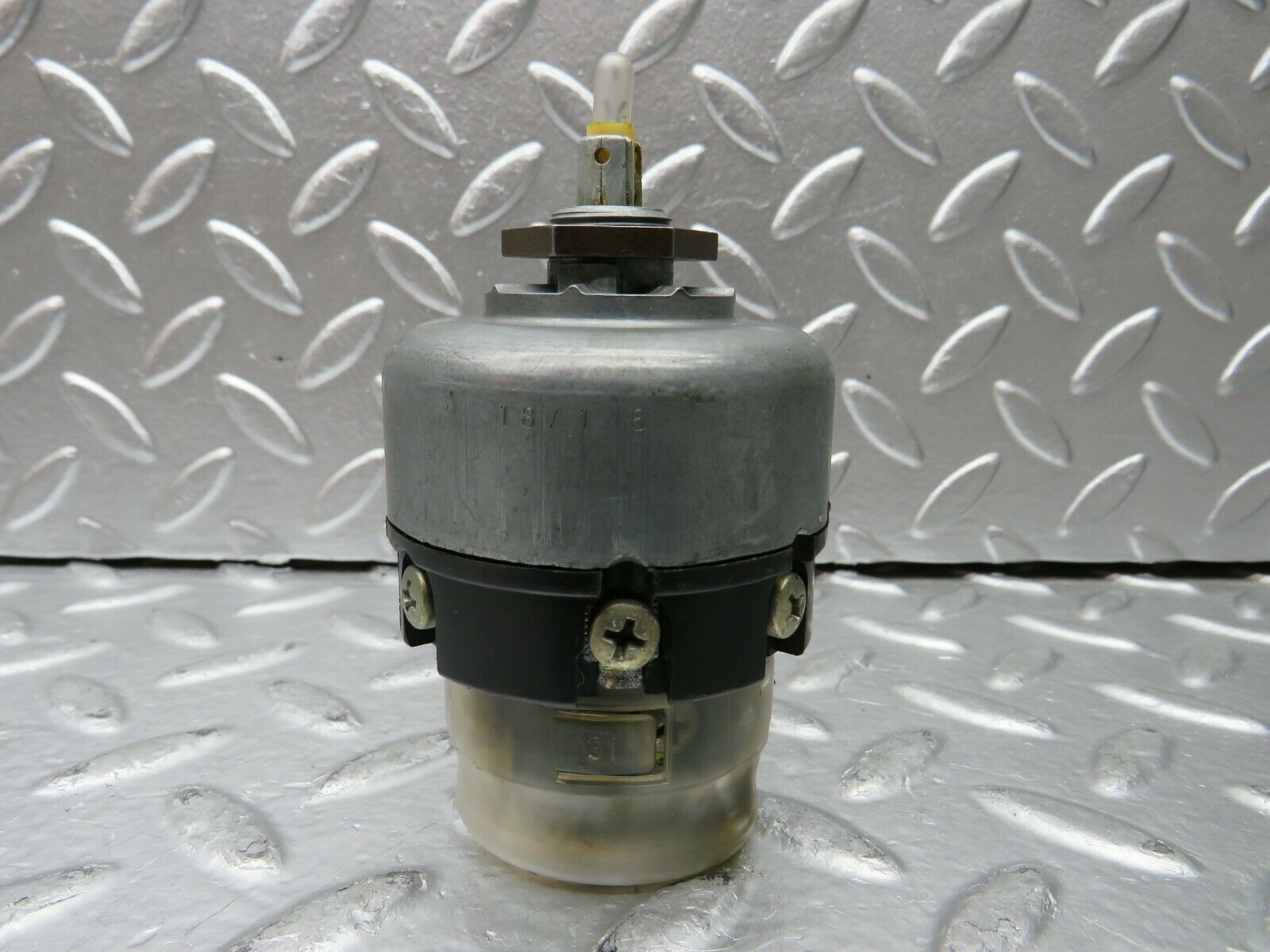 23024 Mercedes-Benz C123 230CE Coupe Headlight Switch