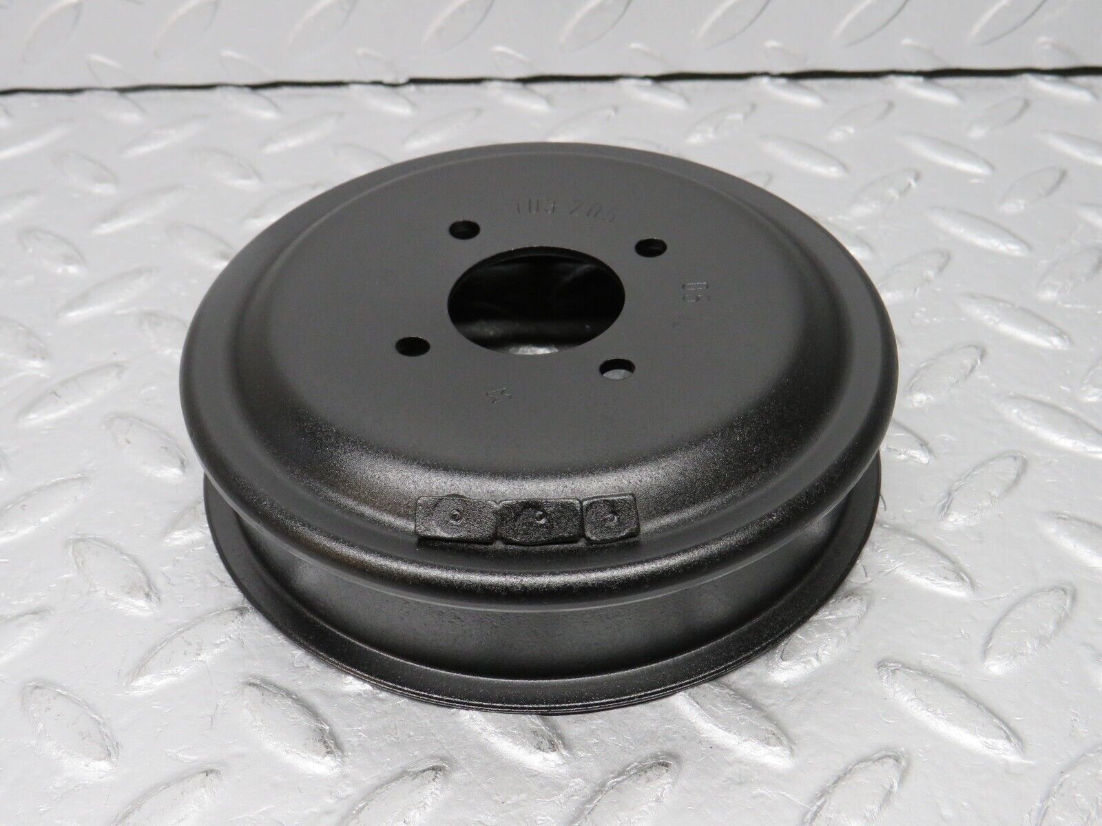 38545 Mercedes-Benz R129 280SL Coupe Engine Belt Pulley 1032050510