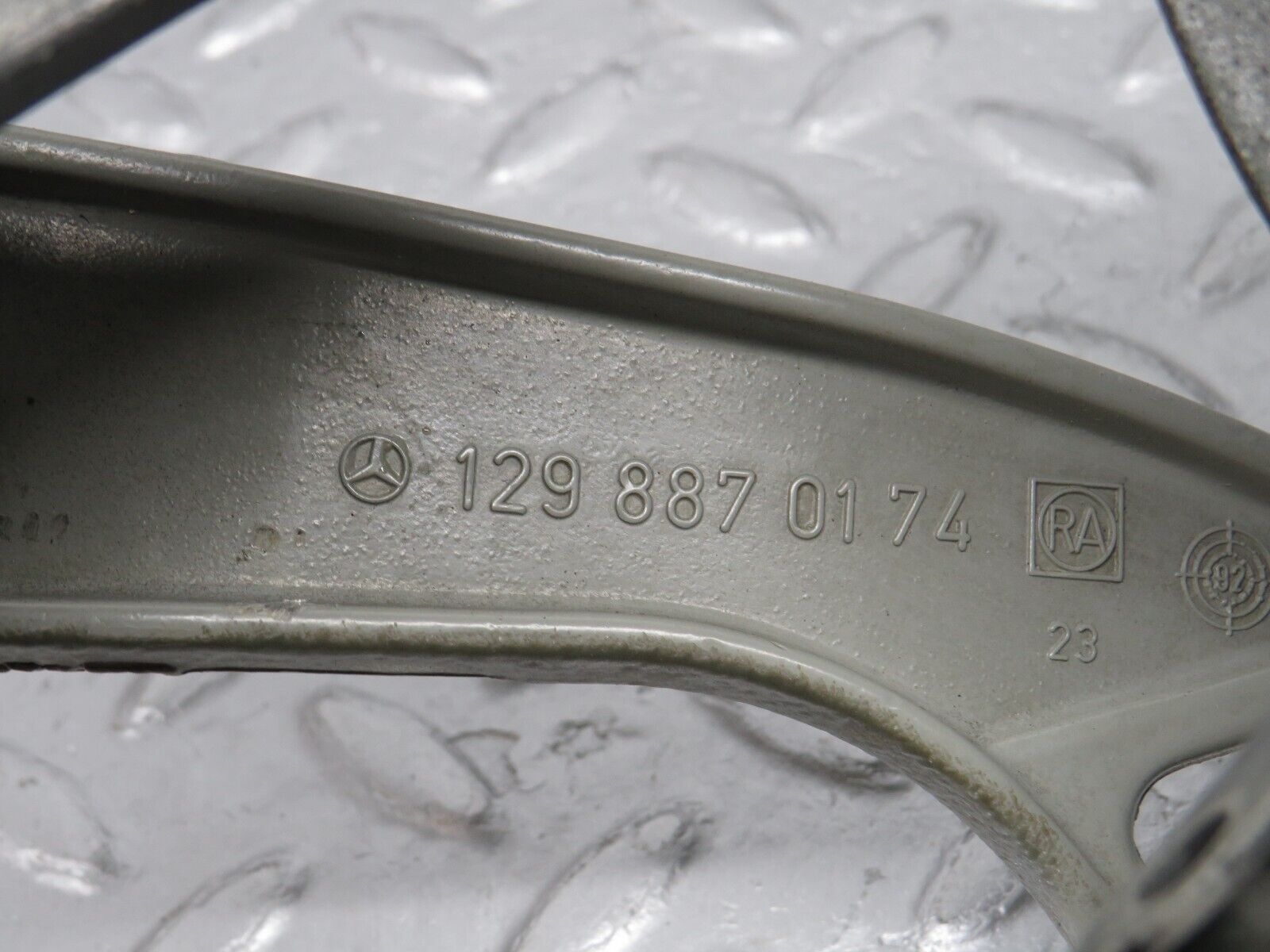 38041 Mercedes-Benz A124 320E Cabriolet Bonnet Hinge Left Side 1298870174