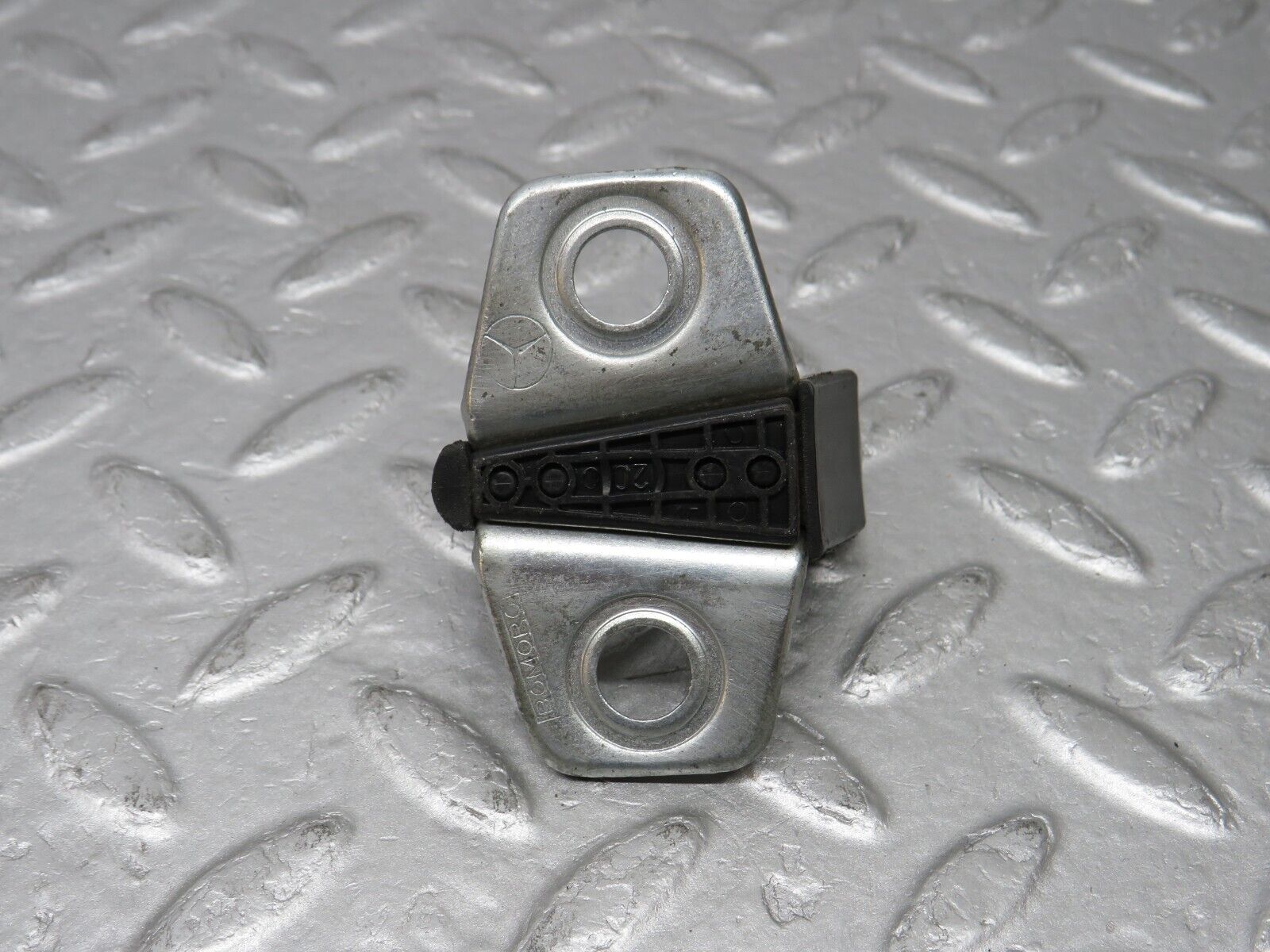 36611 Mercedes-Benz W201 190E 2.0L Door Lock Latch