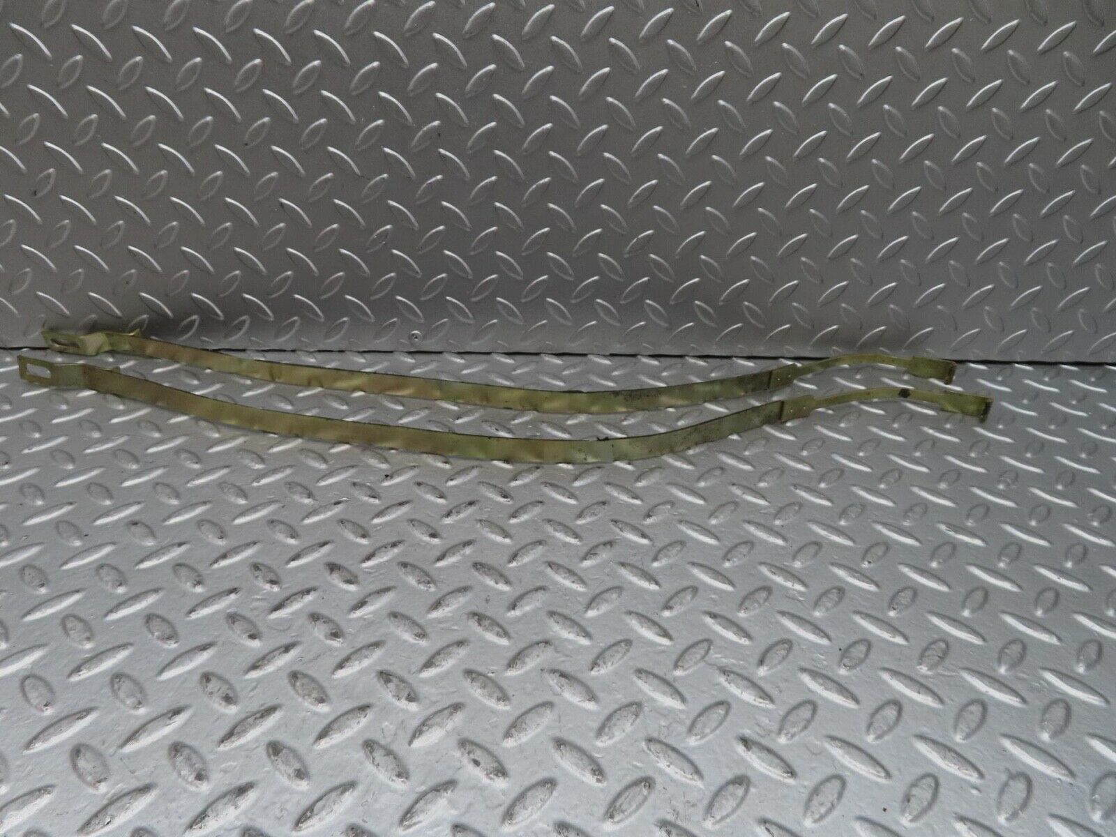 15378 Mercedes-Benz W123 230E Heater Box Holder Strap