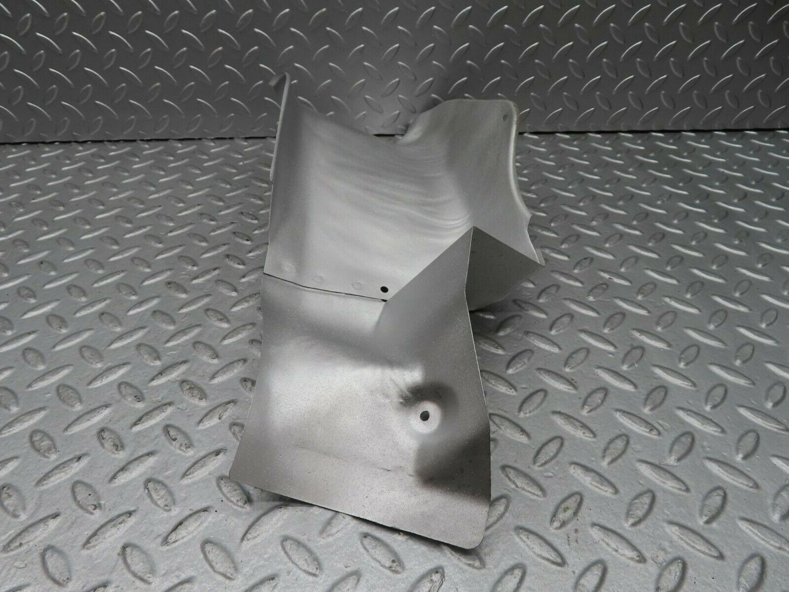 16319 Mercedes-Benz W124 260E Exhaust Heat Shield