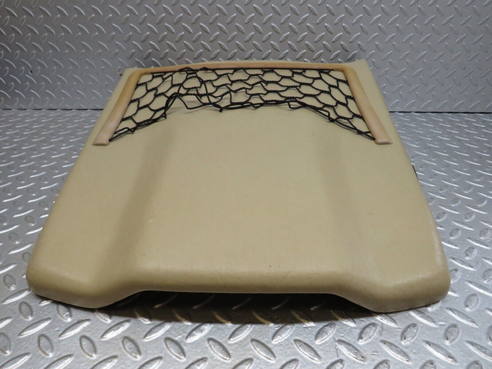 37069 Mercedes-Benz C126 420SEC Coupe Front Left Seat Rear Cover Beige
