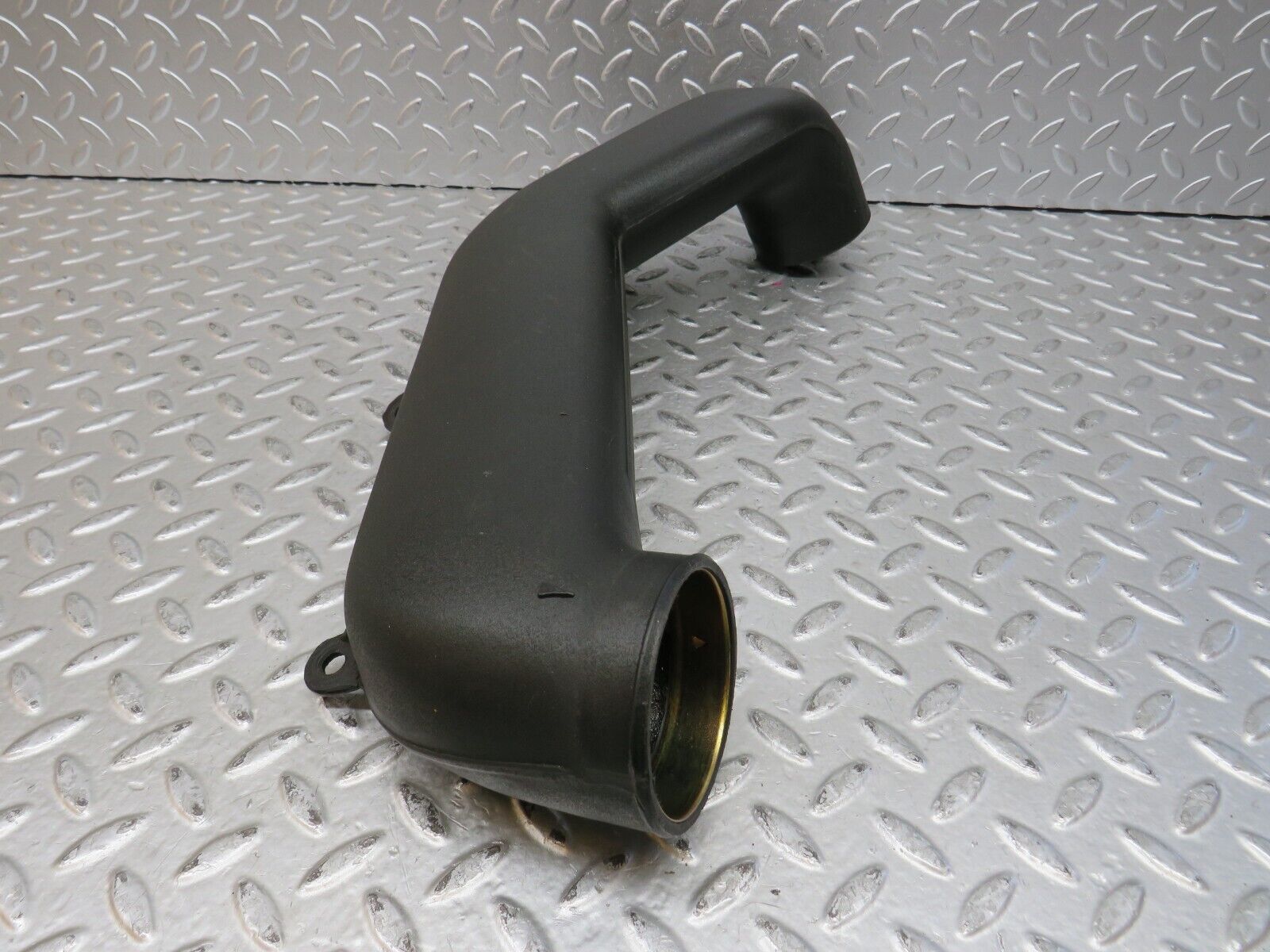 28933 Mercedes-Benz C124 320CE Coupe Air Intake Pipe 1041413304