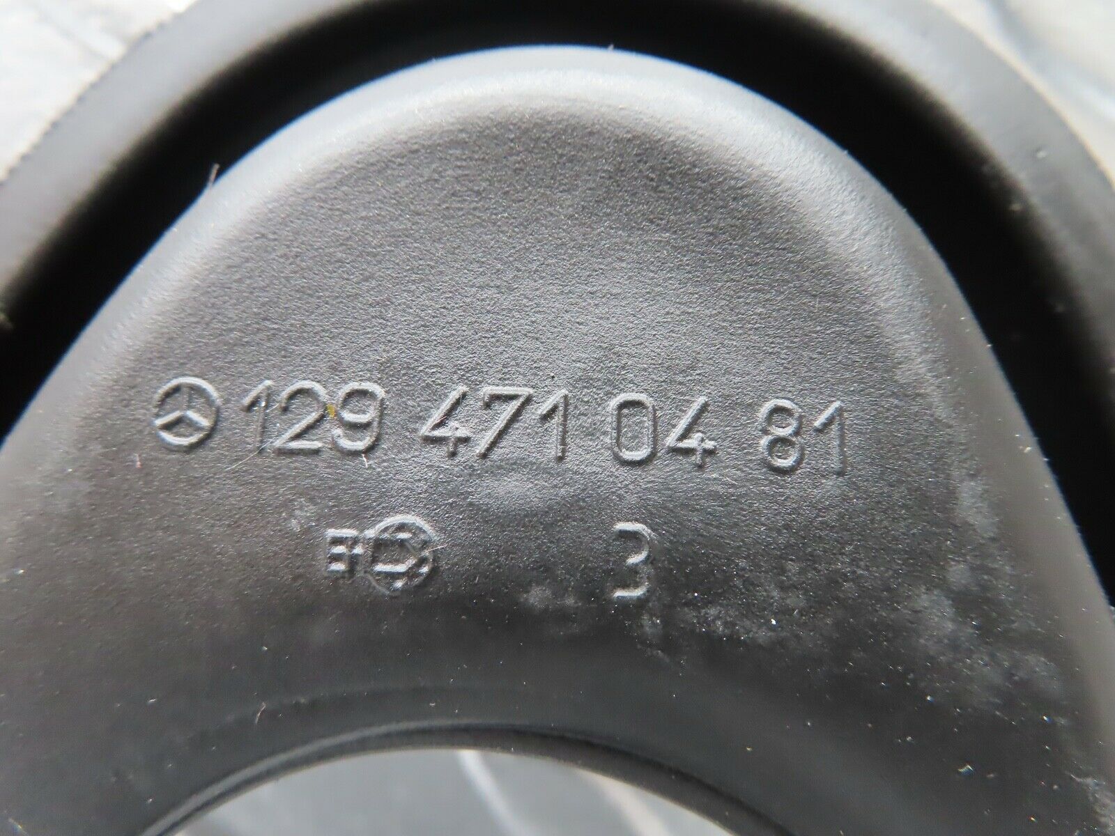 19992 Mercedes-Benz R129 300SL Coupe Fuel Tank Filler Gasket Set 1294710381