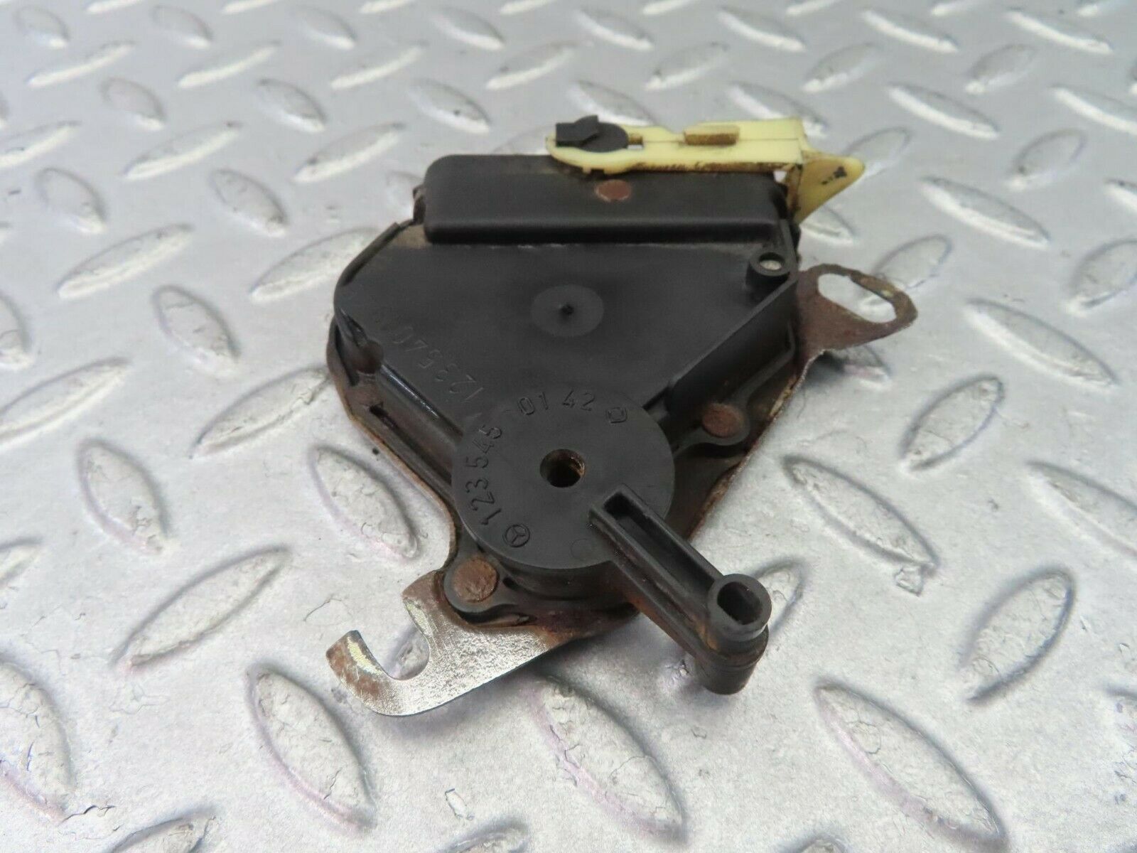 8598 Mercedes-Benz W124 Reverse Light Switch 1235450142