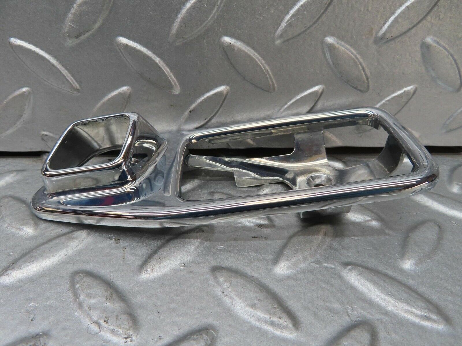 7055 Mercedes-Benz W123 230E Chrome Frame For Door Opener Left 1167660111