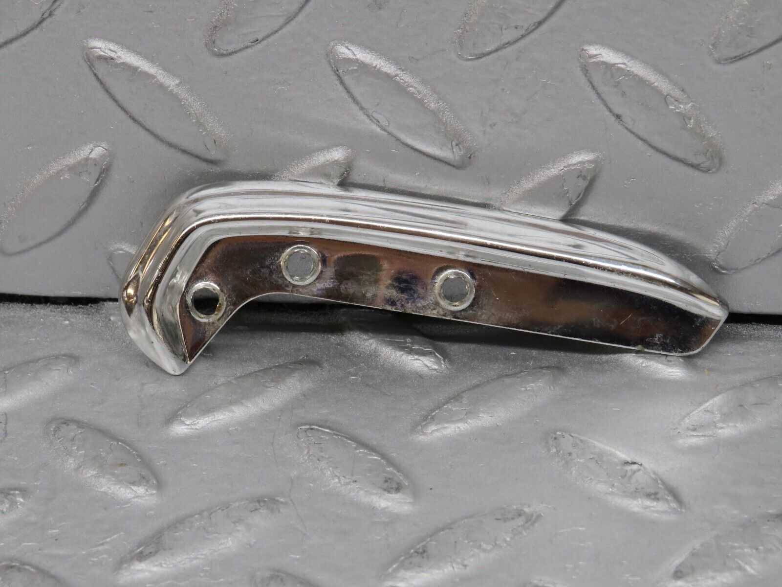 35813 Mercedes-Benz W108 Interior Door Handle Chrome Trim Pair Front Right