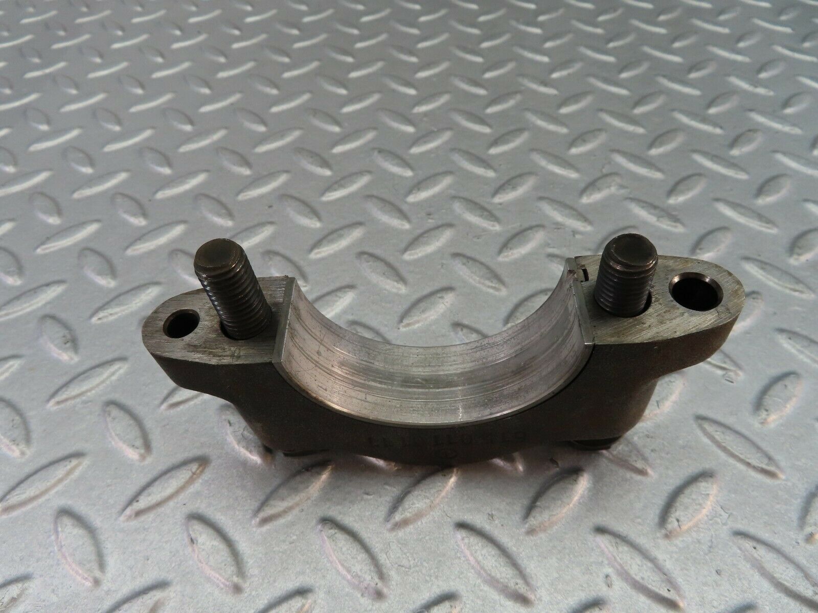 8024 Mercedes-Benz W115 220D Crankshaft Bearing Holder Block 6150110111