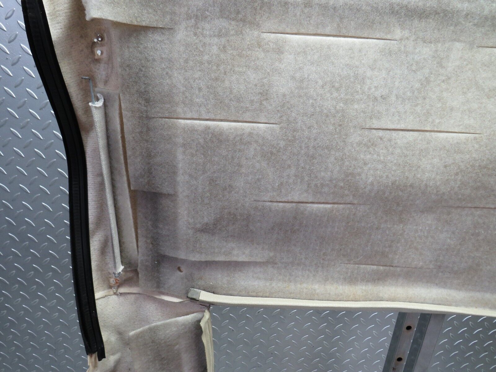 36771 Mercedes-Benz W201 190E 2.0L Roof Headlining Beige