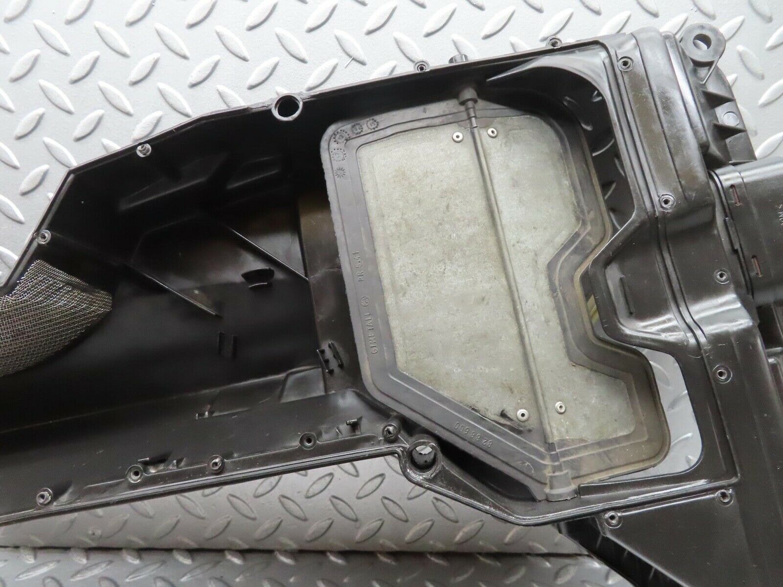 14858 Mercedes-Benz W140 S320 Heater Air Box 1408303944