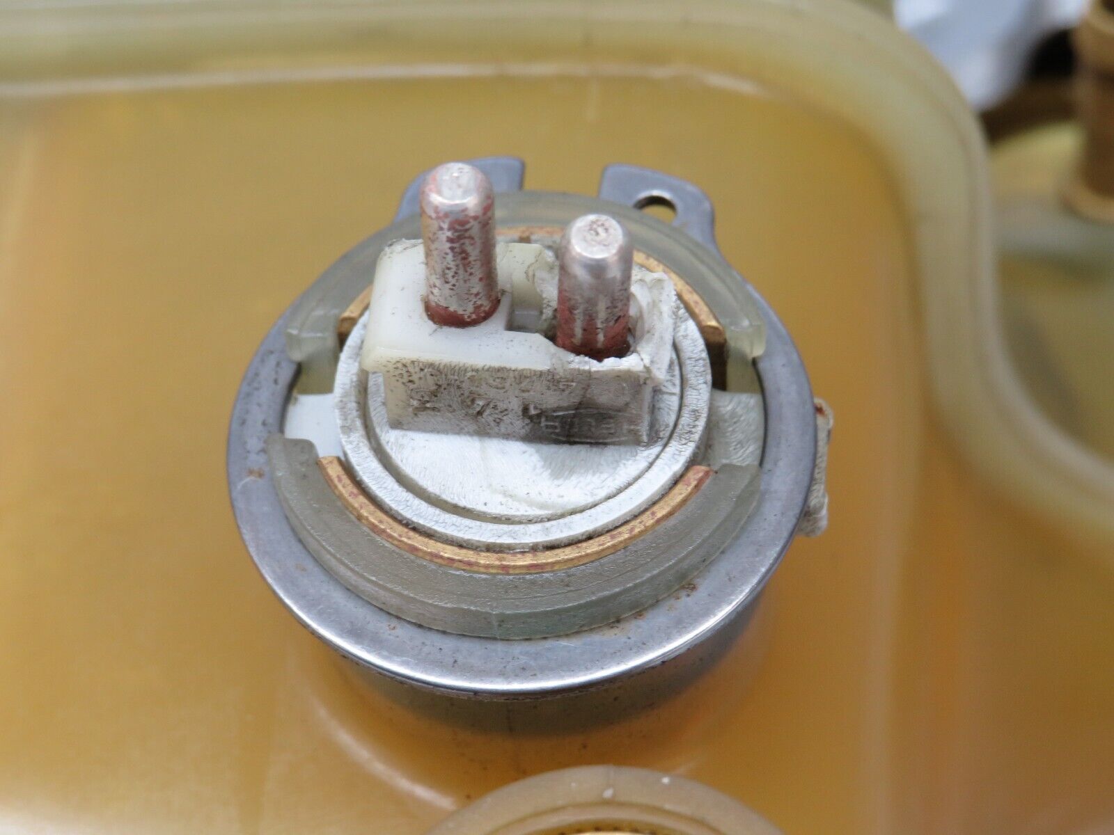 31848 Mercedes-Benz W201 190LE 1.8L Coolant Tank Reservoir 1245000649 1245000406