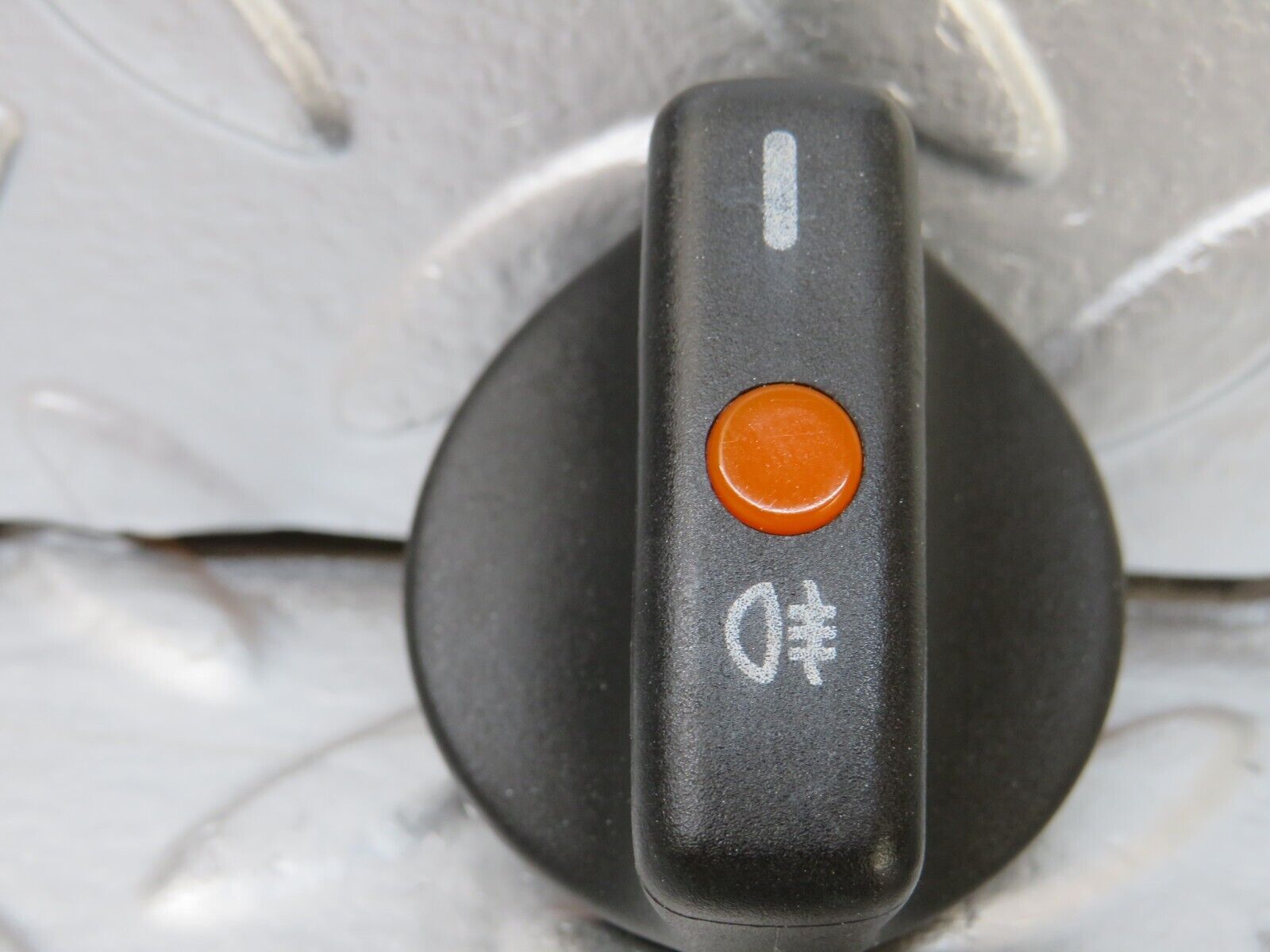 25689 Mercedes-Benz W124 280E Headlight Switch Knob