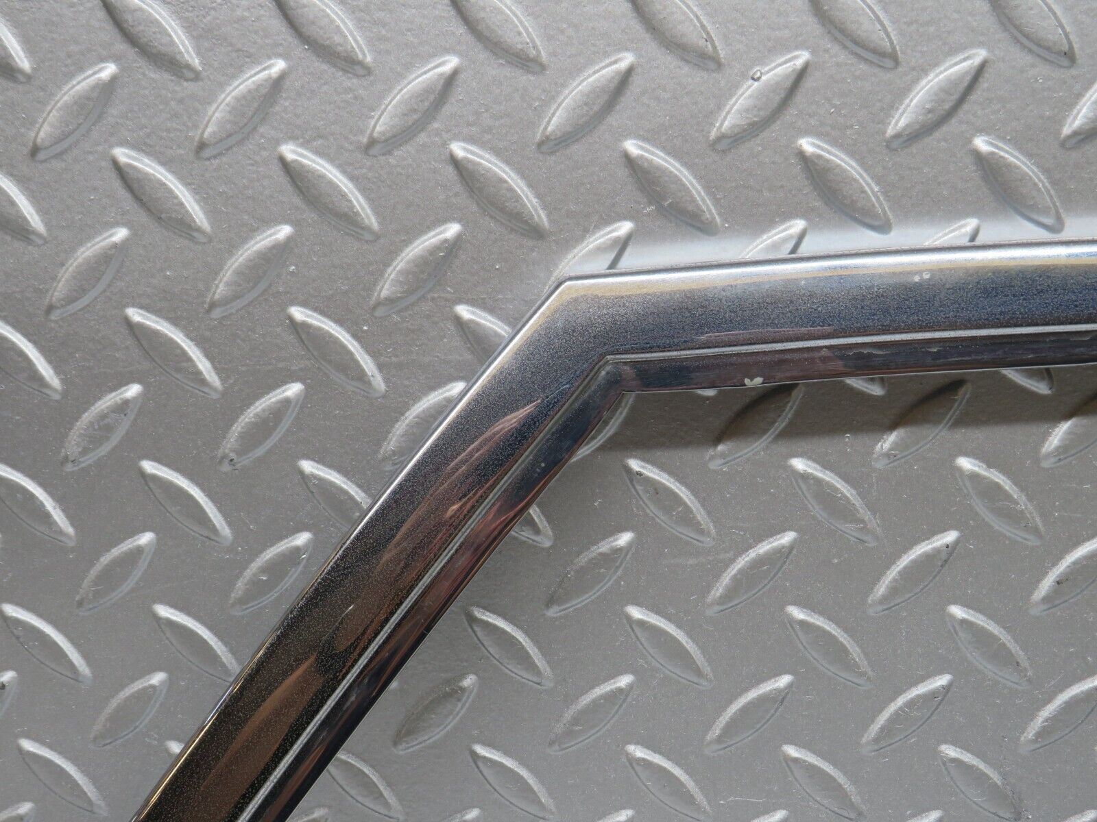 37317 Mercedes-Benz W109 300SEL Front Left Door Chrome Window Frame