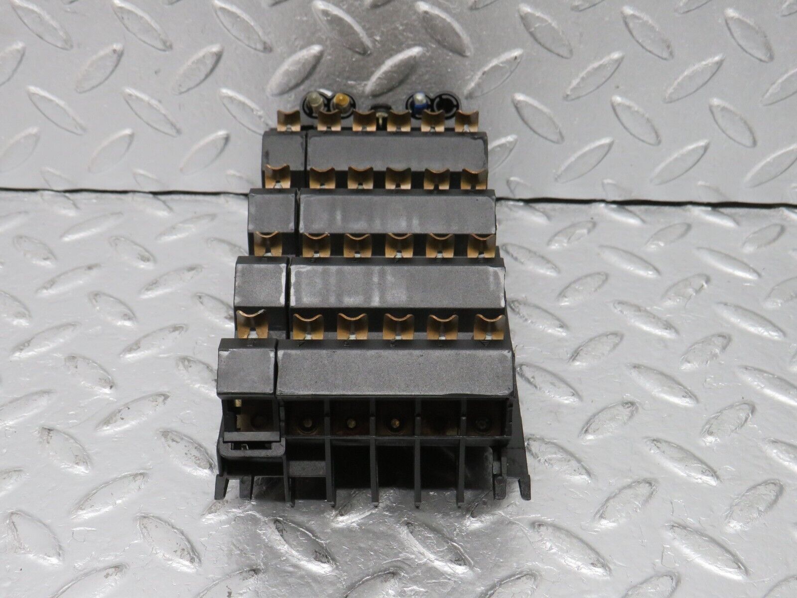 38410 Mercedes-Benz R129 280SL Coupe Fuse Box 1295450001