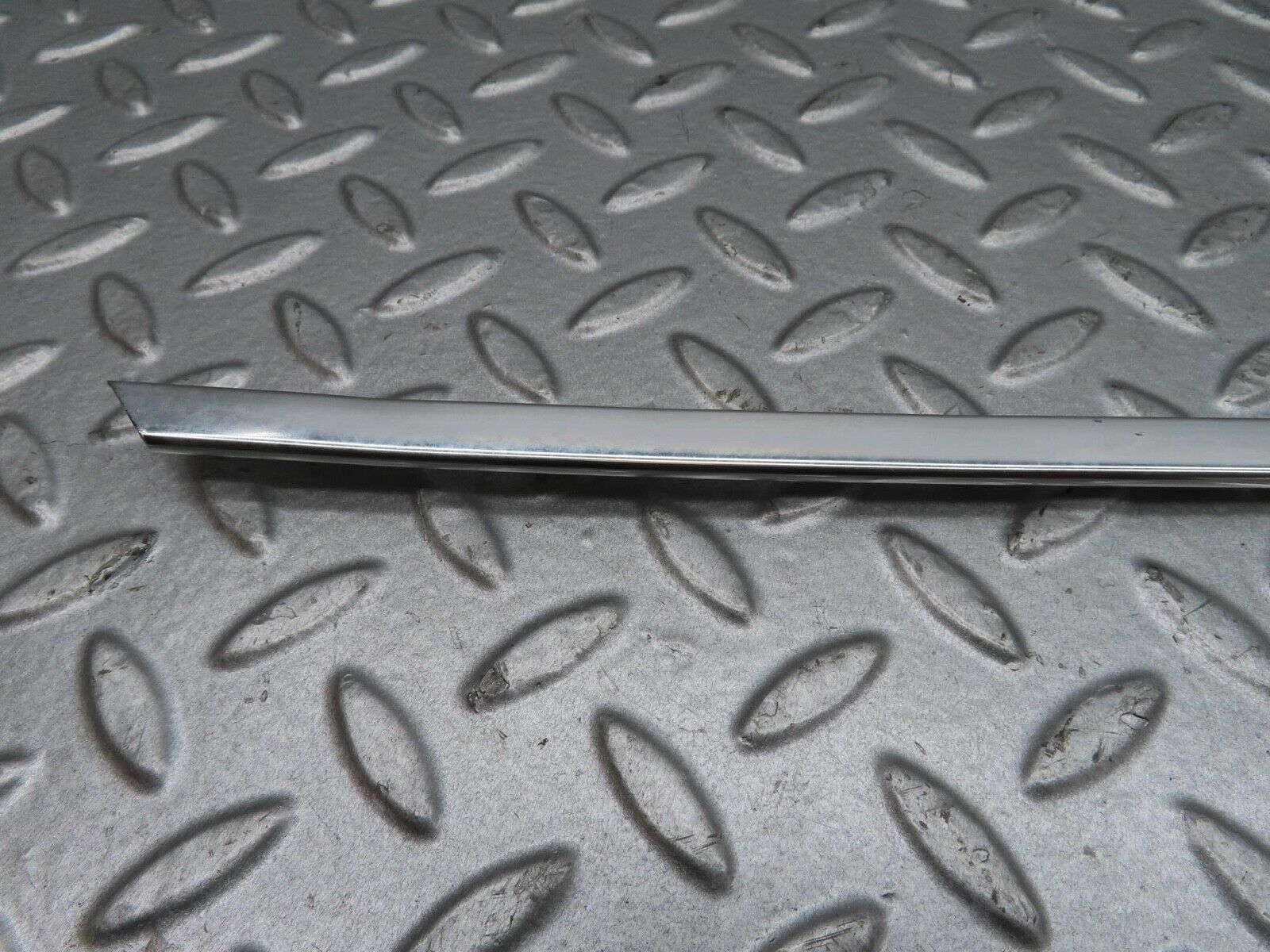 13603 Mercedes-Benz W123 200 Rear Left Door Window Chrome Frame