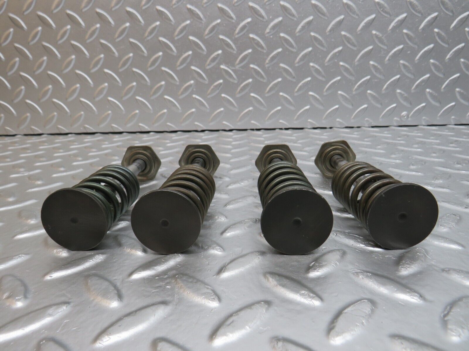 0886 Mercedes-Benz W123 240D Engine Exhaust Valve with Spring