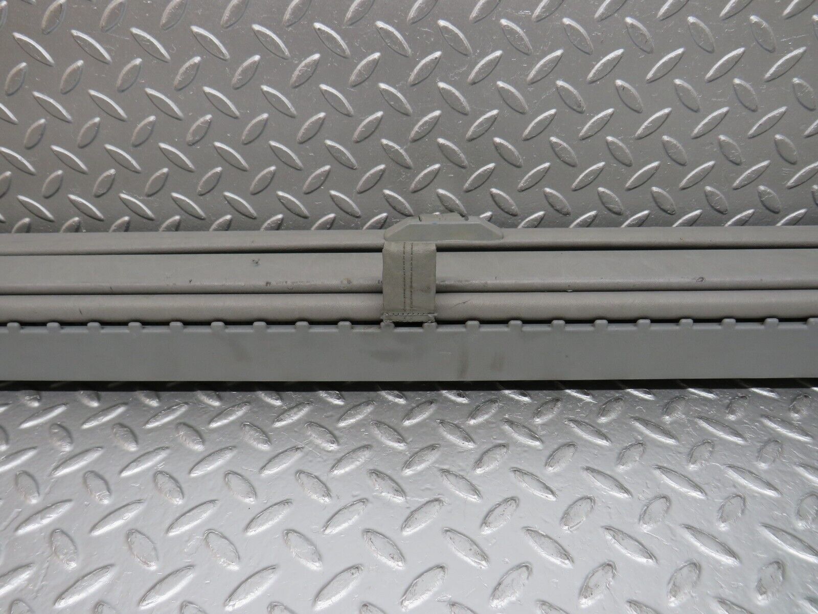 32581 Mercedes-Benz S124 300TE Wagon Trunk Roll Compartment Cover