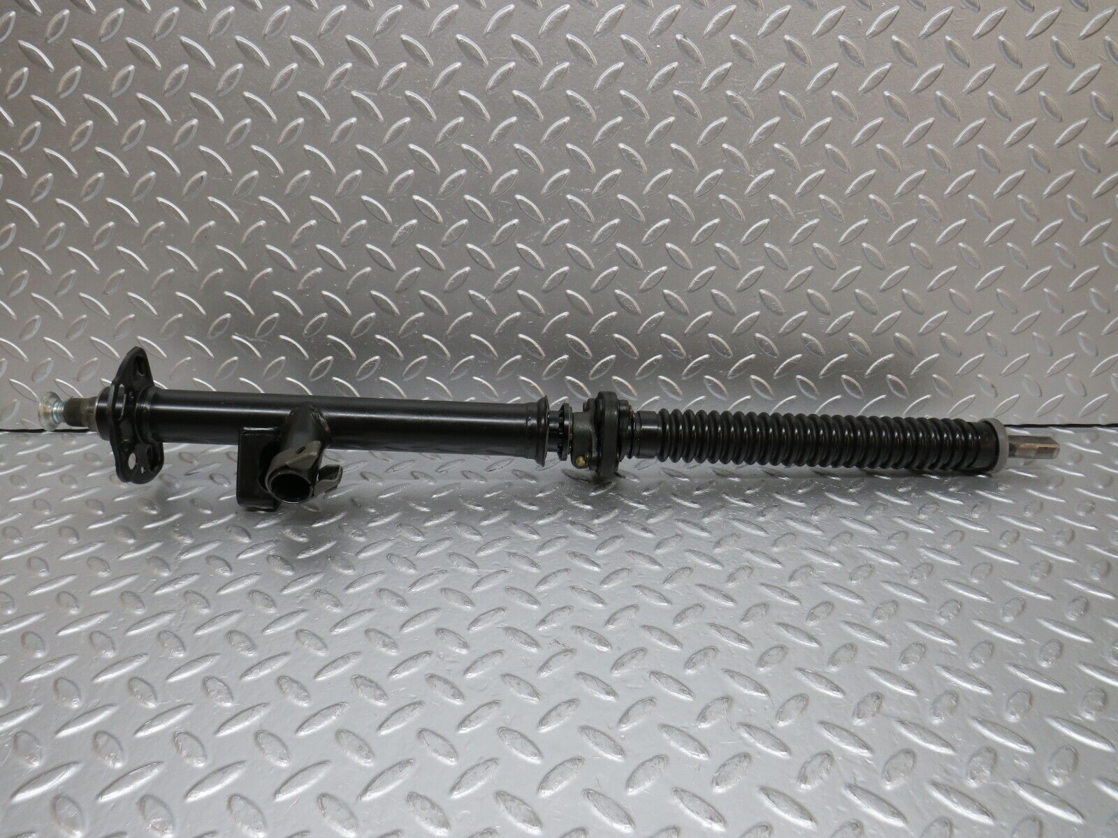 31430 Mercedes-Benz S124 220TE Wagon Steering Column