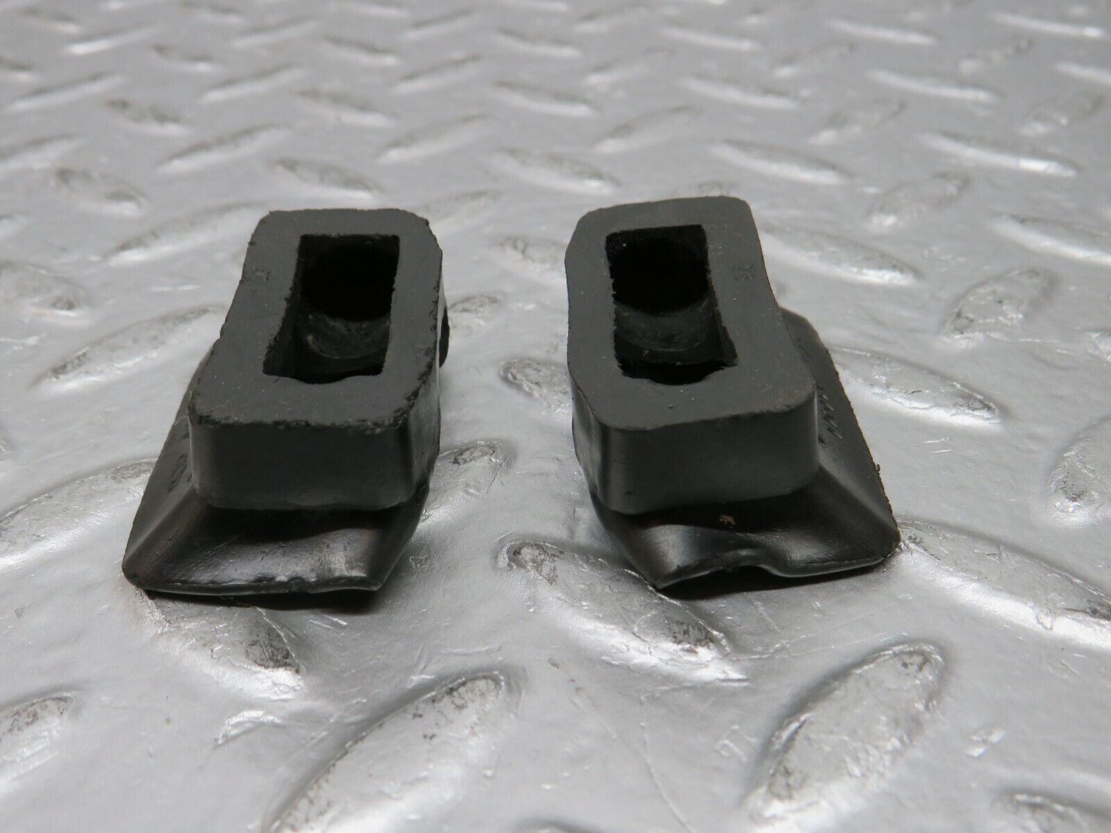 32382 Mercedes-Benz S124 300TE Wagon Door Check Strap Rubber Seal 2017270430