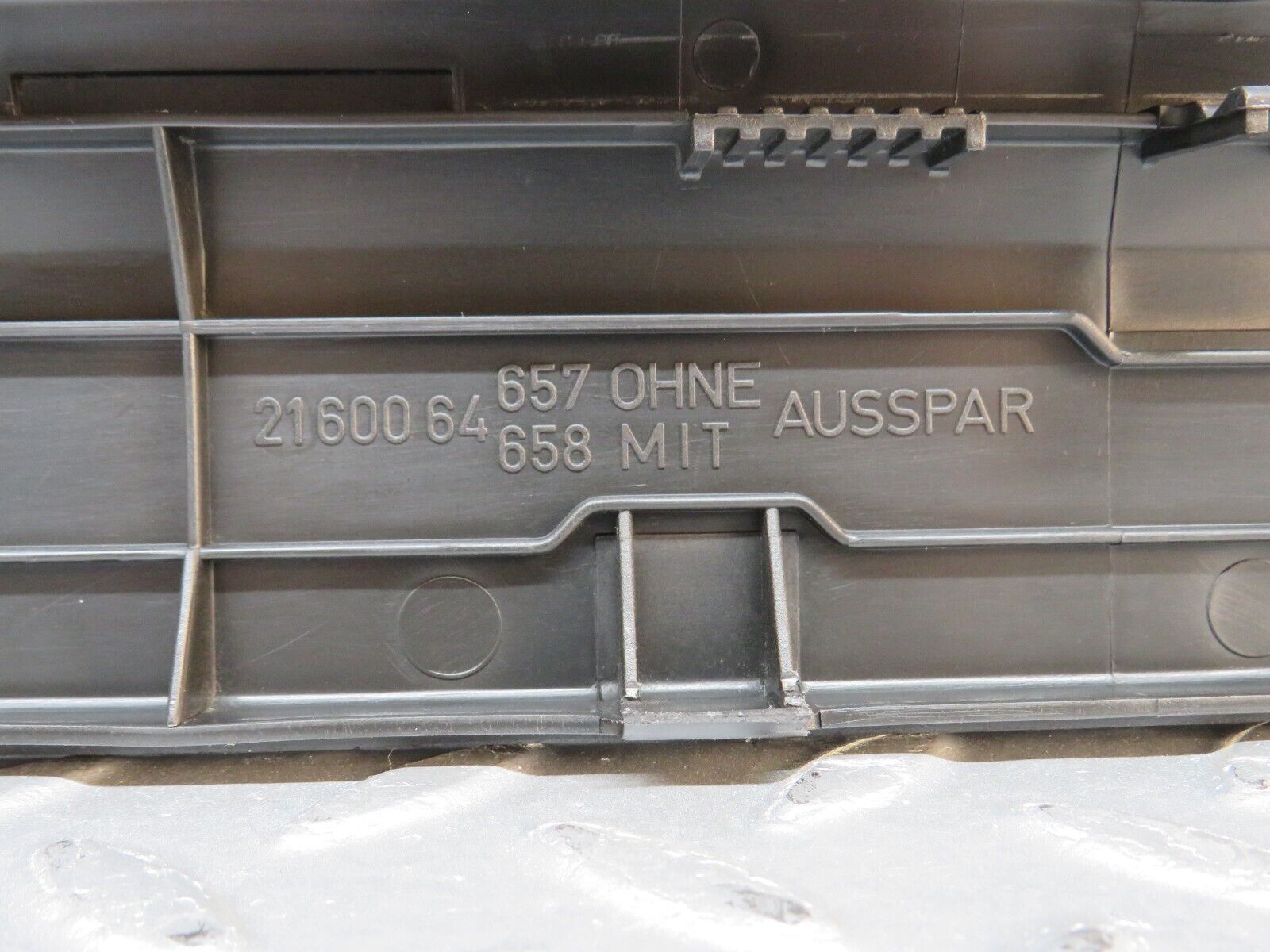 38373 Mercedes-Benz R129 280SL Coupe Radiator Cover 1295050388