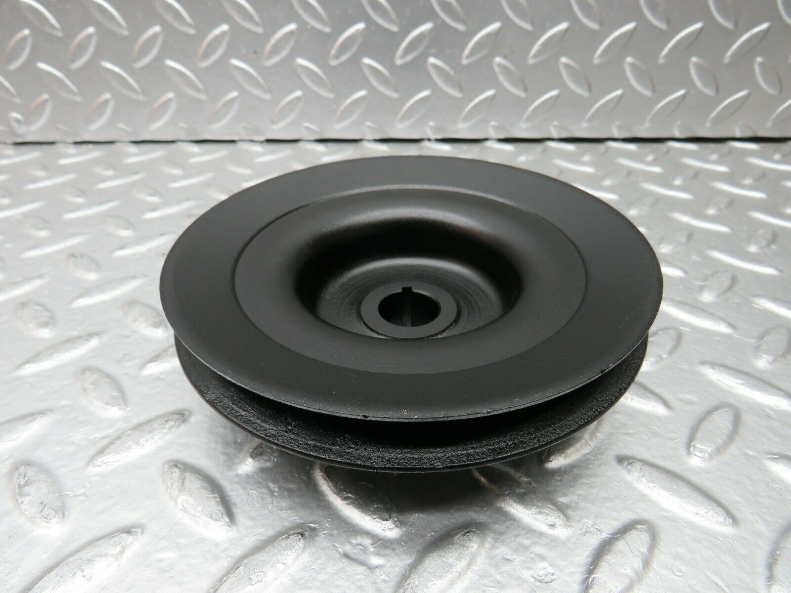 24160 Mercedes-Benz W123 280E Power Steering Pump Pulley 6154660315