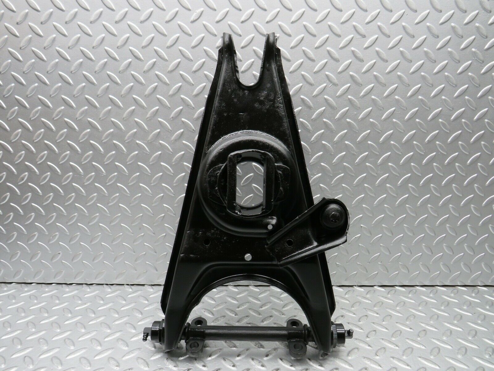 21933 Mercedes-Benz W121 190b Ponton Front Right Lower Control Arm