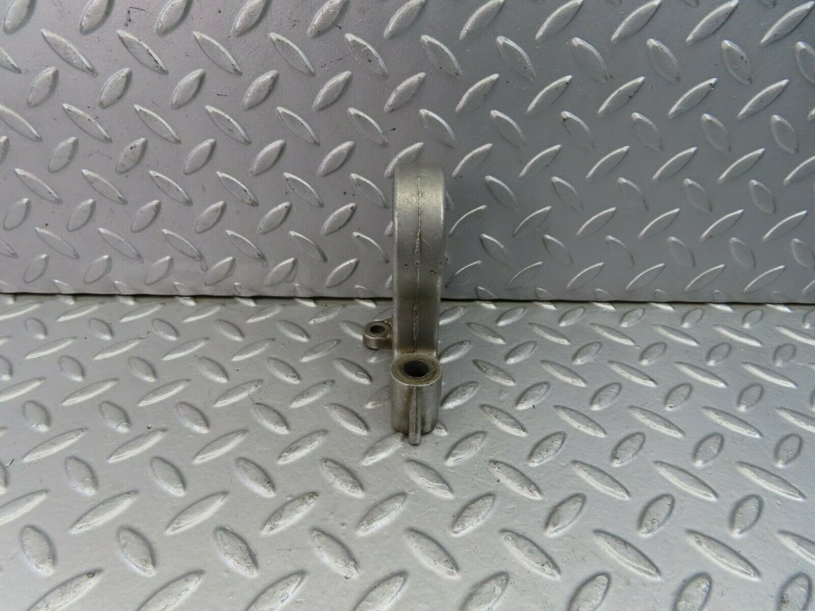 8994 Mercedes-Benz W110 Camshaft Tower Bearing 1800514016 48 mm