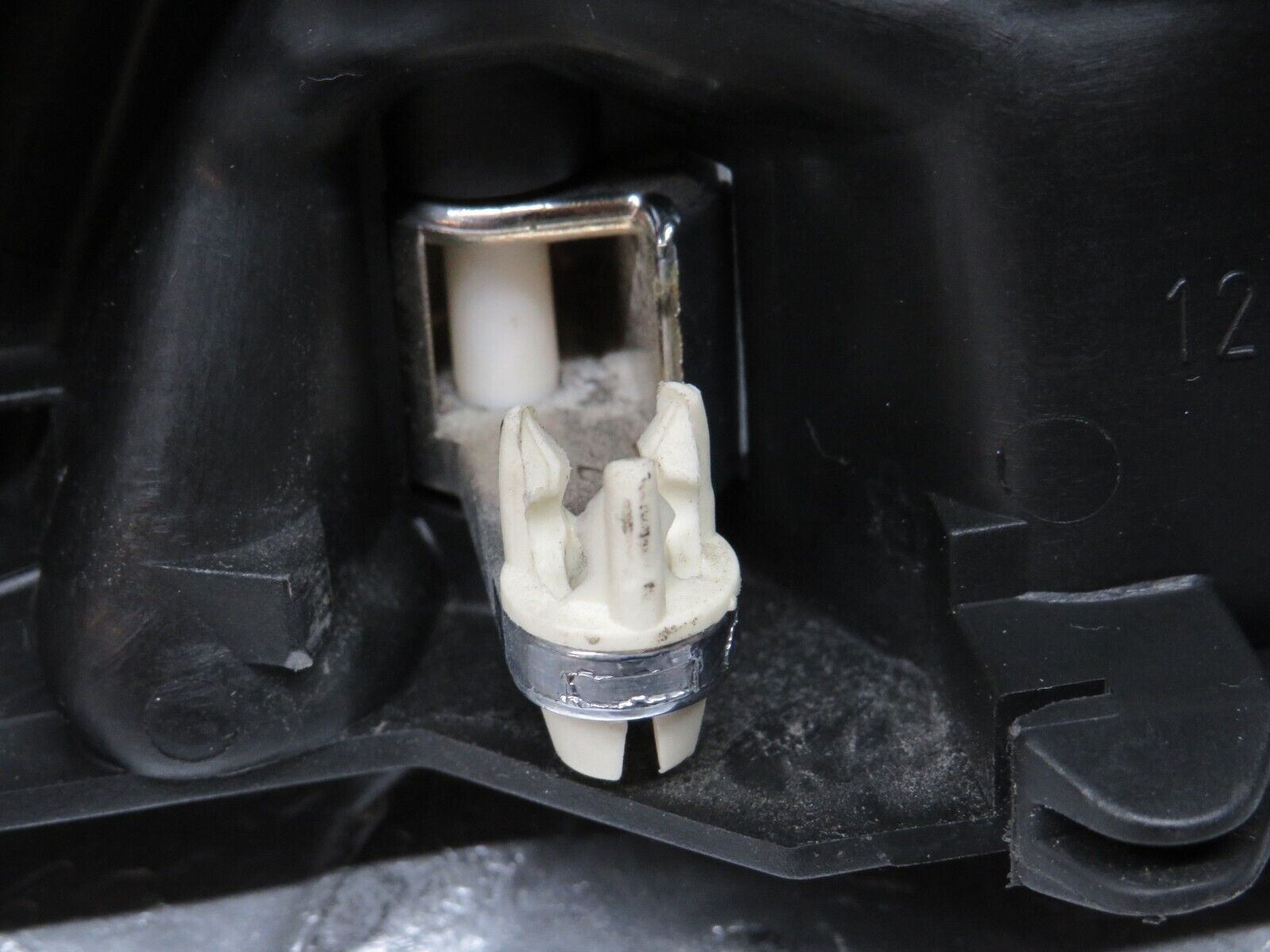 31368 Mercedes-Benz S124 220TE Front Right Interior Door Handle 1247600261