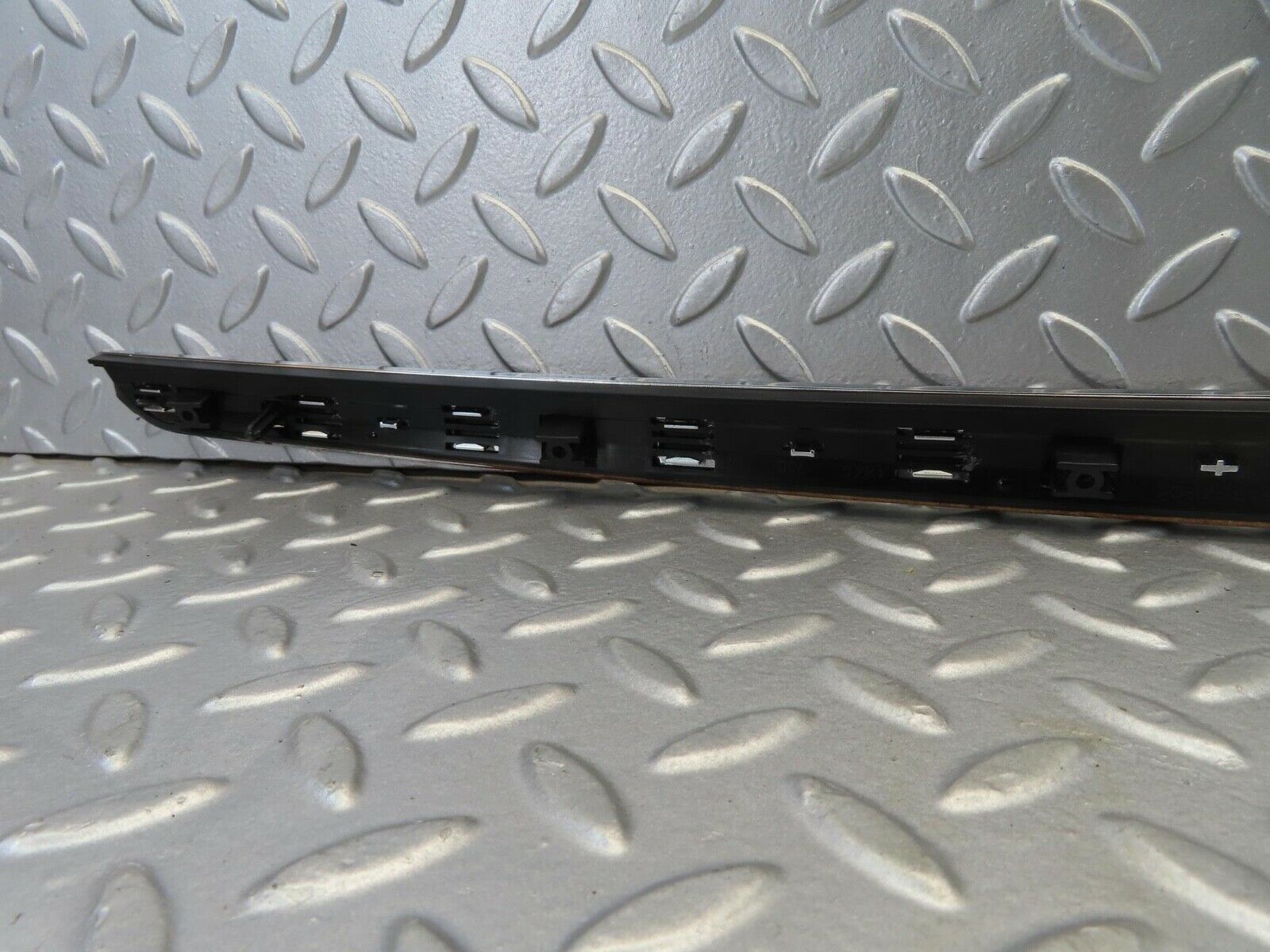 11104 Mercedes-Benz W221 S320 Rear Left Interior Wood Trim 2217300522