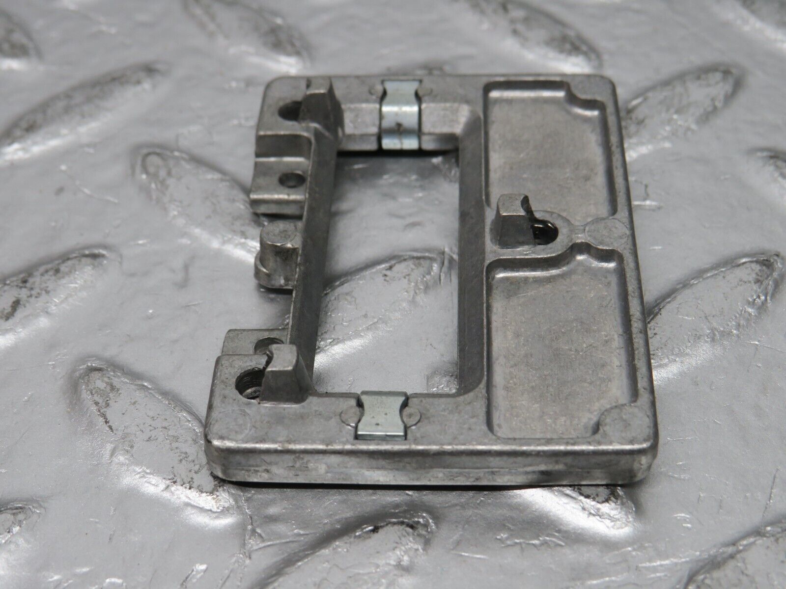 30688 Mercedes-Benz W201 190D Rear View Mirror Bracket 2018100011